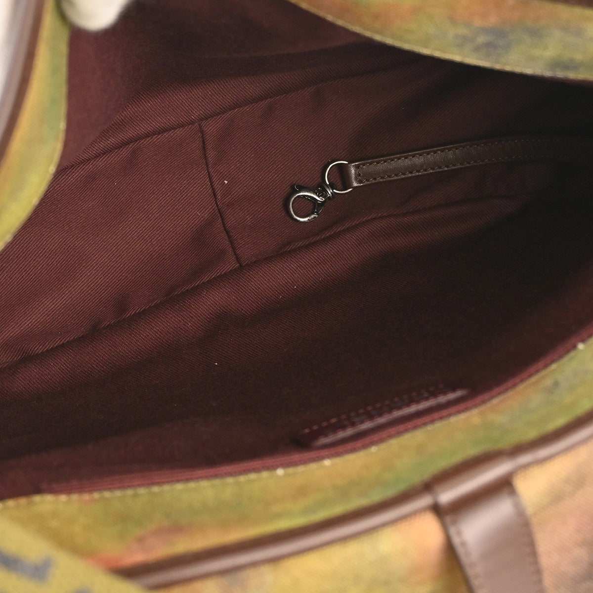 Chanel 2014-2015 Khaki Green Canvas Graffiti On The Pavement Messenger Bag