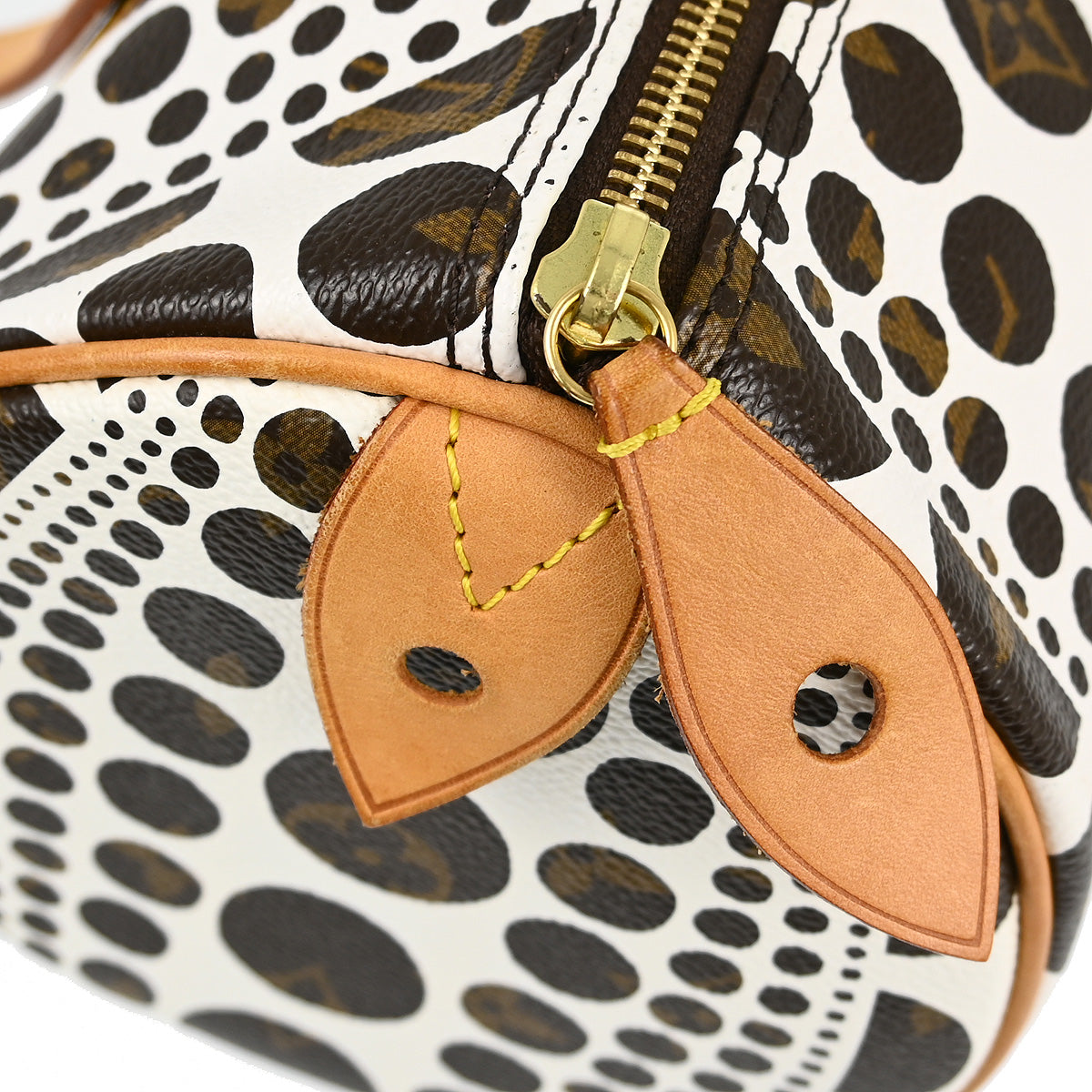 Louis Vuitton 2012 White Pumpkin Dot Papillon GM Handbag M40687