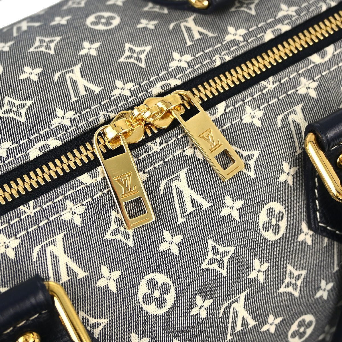 Louis Vuitton 2010 Gray Monogram Idylle Speedy Bandouliere 30 M56703