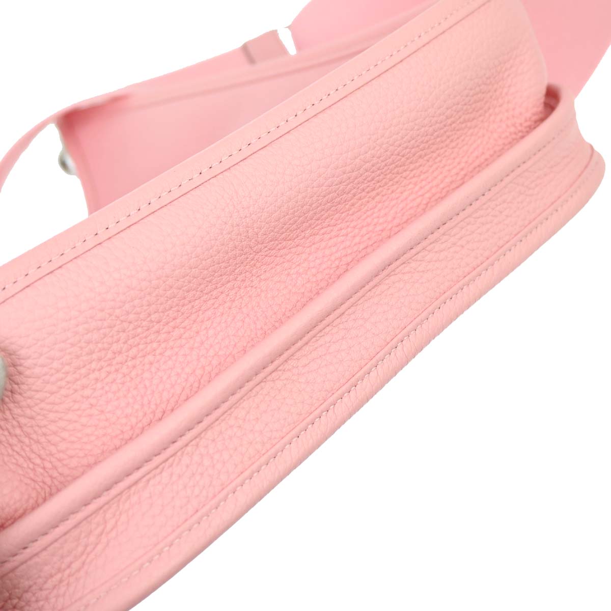 Hermes 2015 Rose Sakura Taurillon Clemence Evelyne 3 PM Shoulder Bag