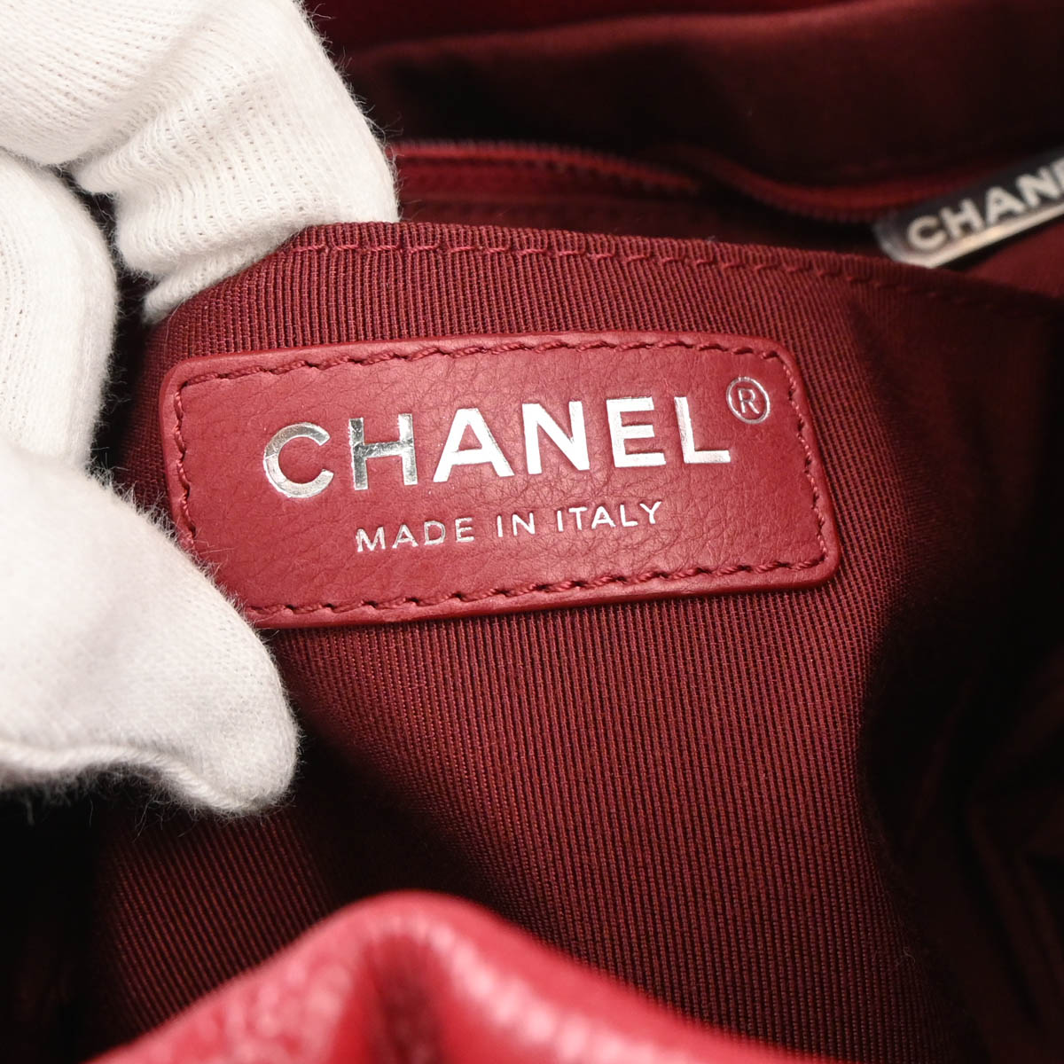 Chanel 2019 Red Caviar Bucket 2way Shoulder Handbag