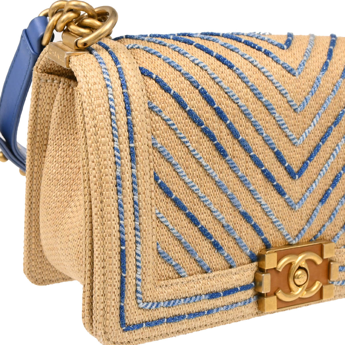 Boy Chanel Beige Straw Medium Chain Shoulder Bag