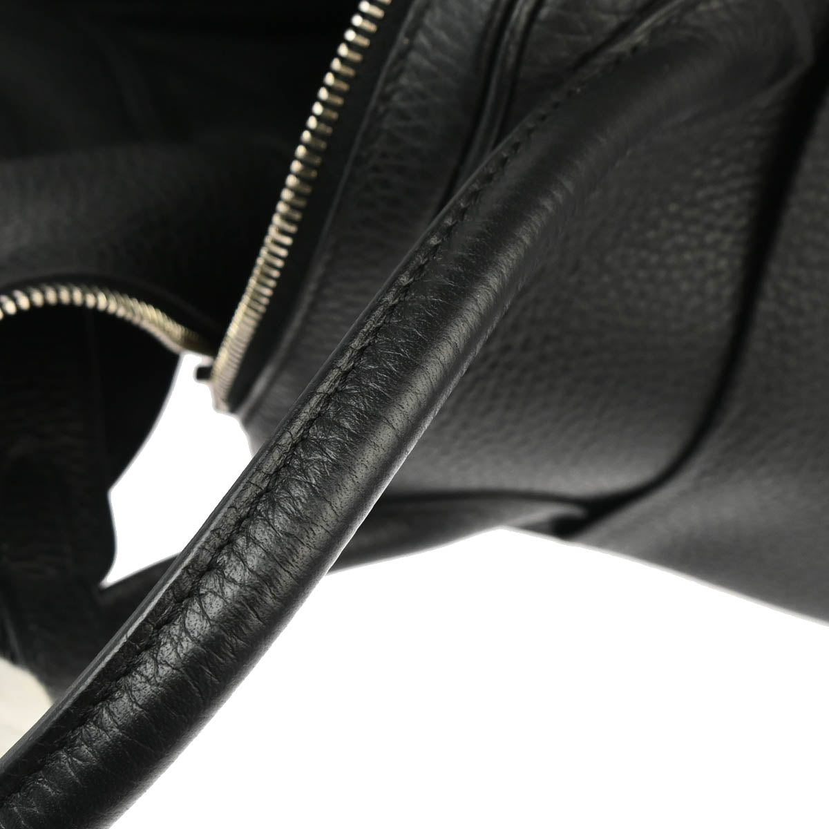 Hermes 2018 Black Taurillon Clemence Lindy 30 Shoulder Bag