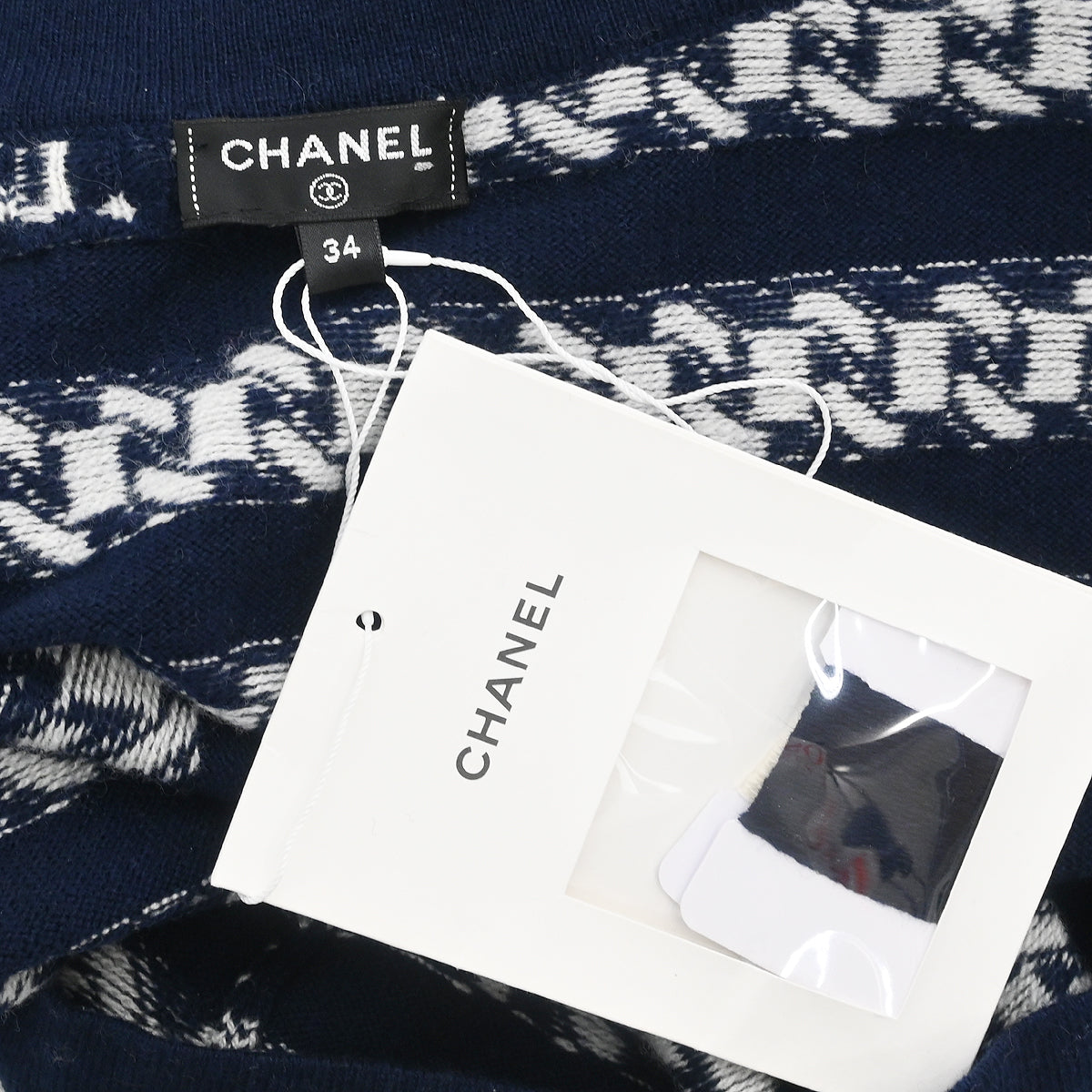 Chanel 2017 Sleeveless Vest Jacket Navy #34