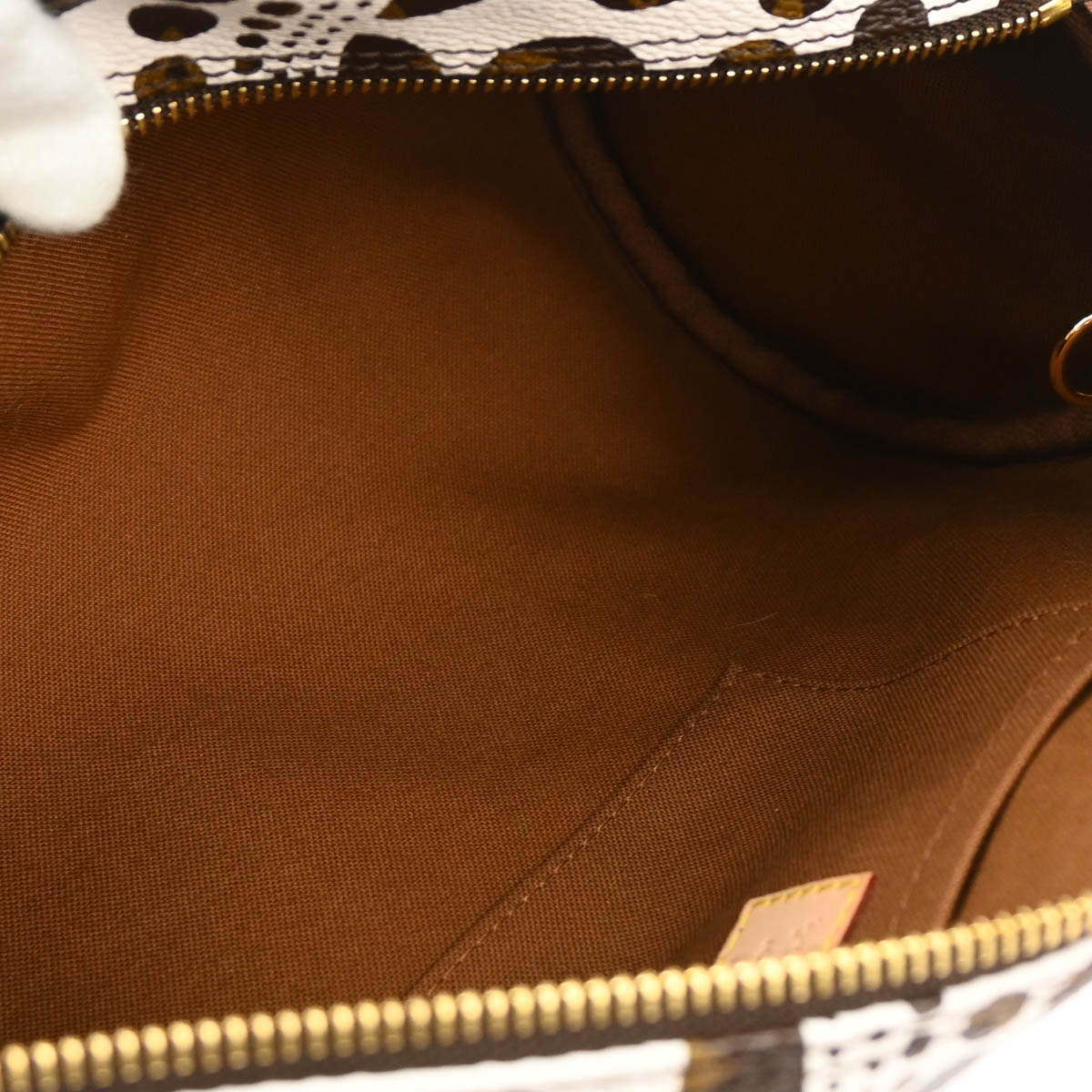 Louis Vuitton 2012 White Pumpkin Dot Papillon 30 Handbag M40687