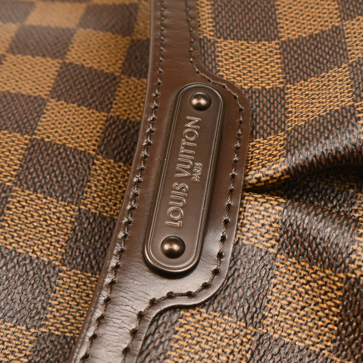 Louis Vuitton 2010 Damier Bloomsbury GM Shoulder Bag N42250