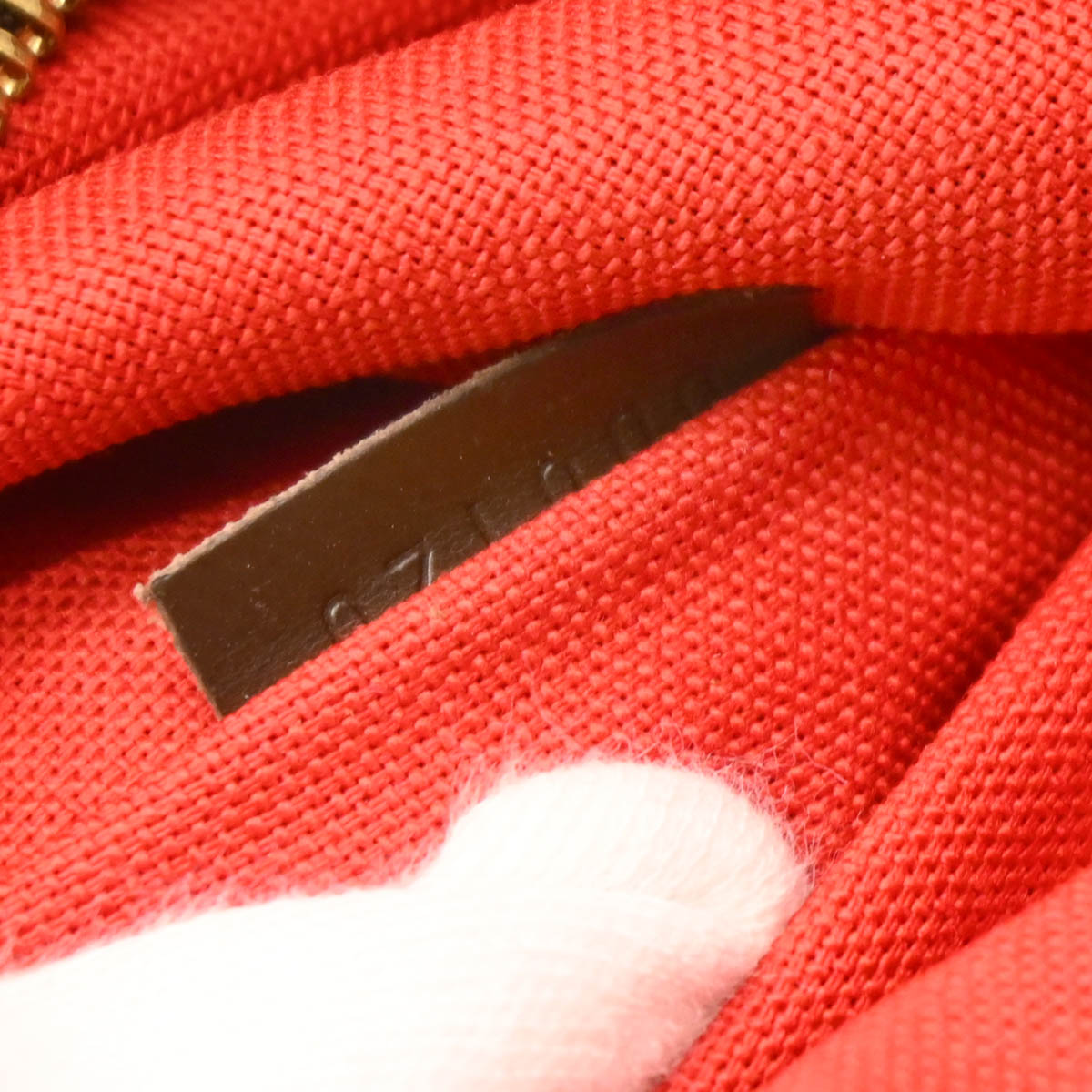 Louis Vuitton 2010 Damier Bloomsbury GM Shoulder Bag N42250