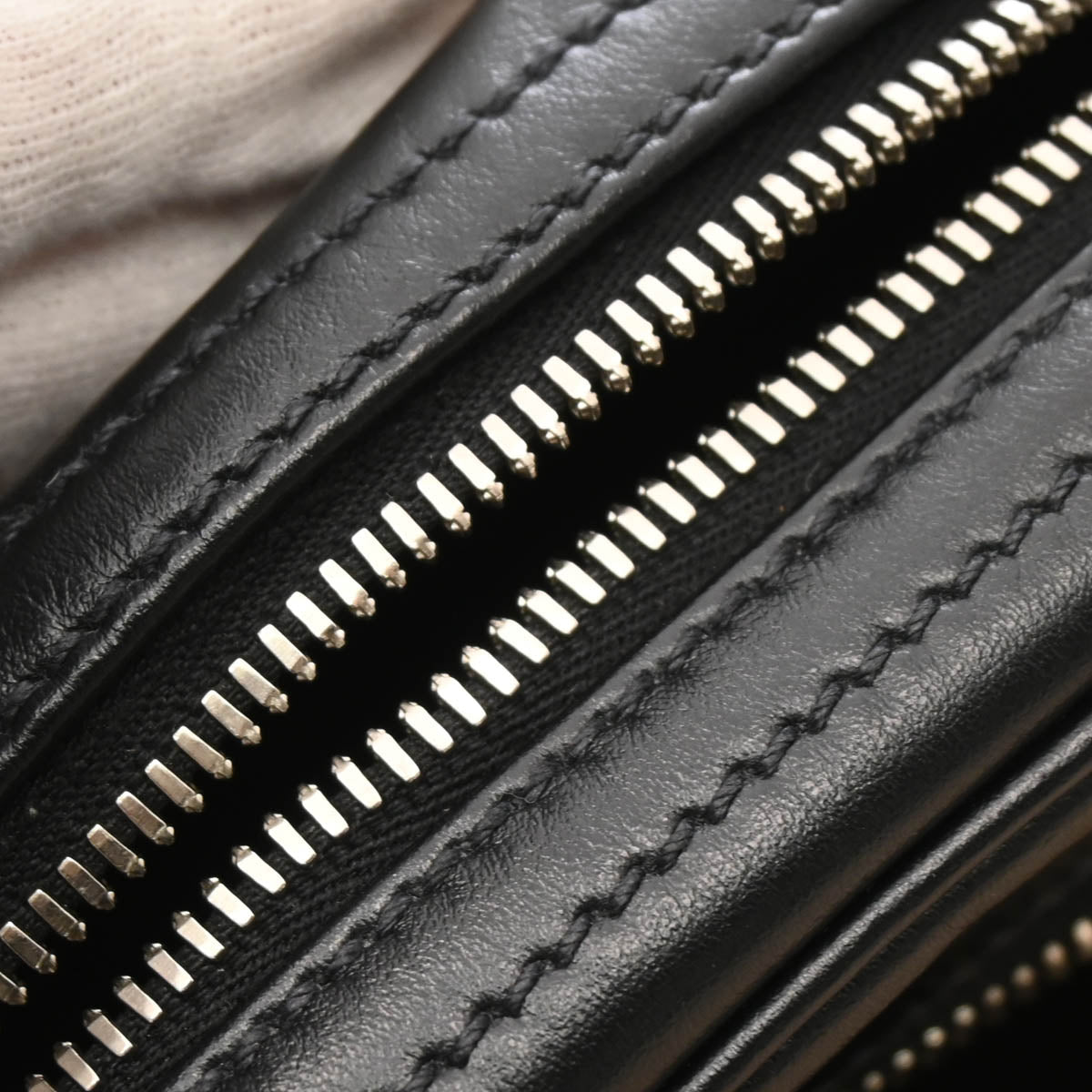 Miu Miu Black Calfskin 2way Shoulder Handbag