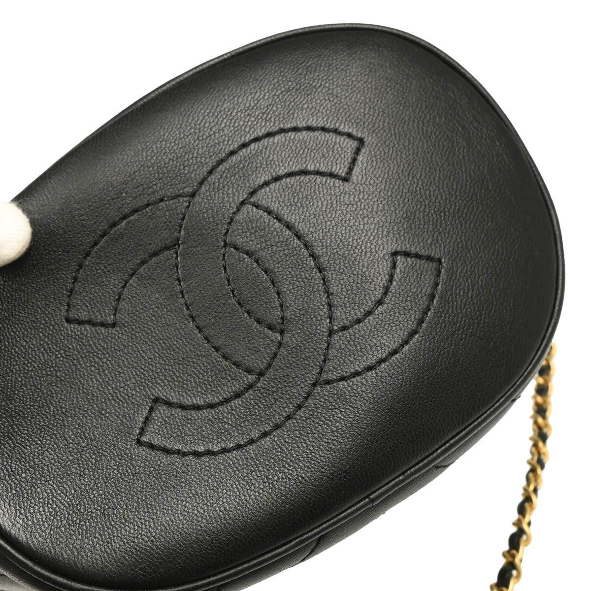 Chanel 2018-2019 Black Lambskin Handle with Chic Chevron Bucket bag
