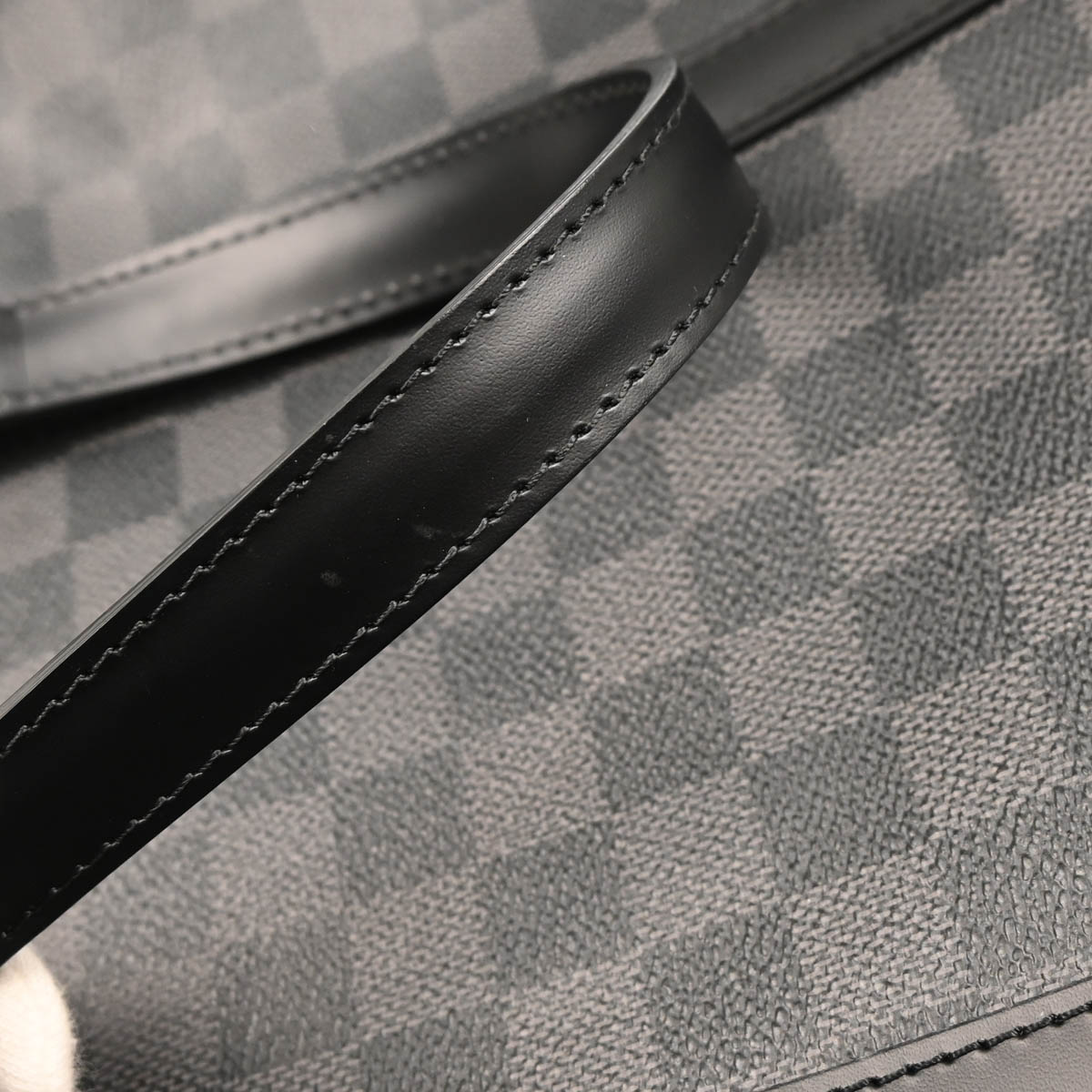Louis Vuitton 2013 Damier Graphite Tadao PM 2way Shoulder Tote Handbag N41259
