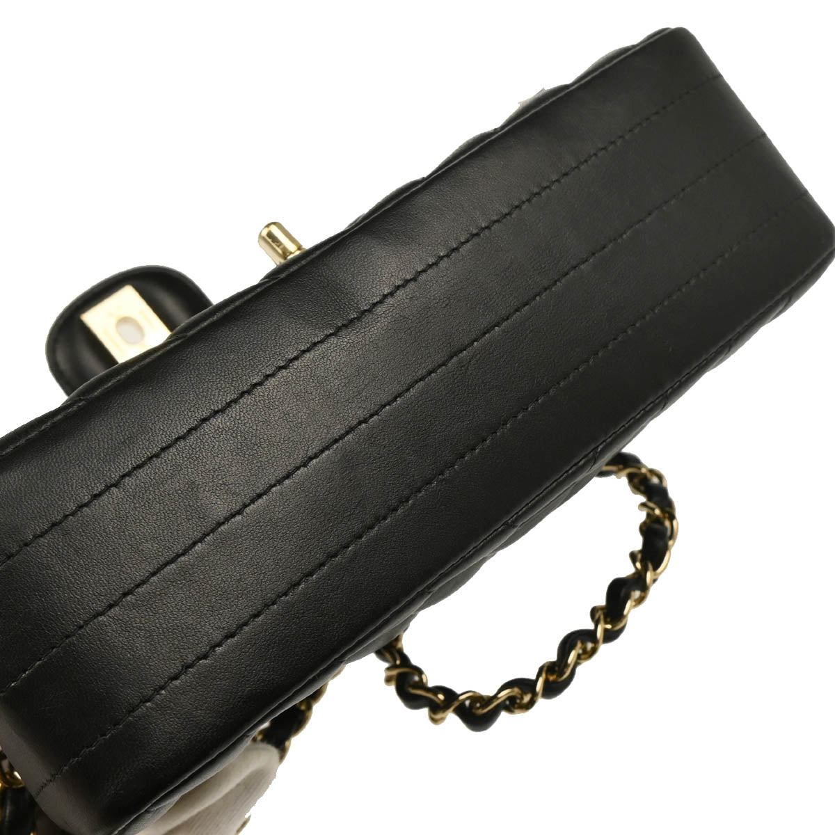 Chanel 2018-2019 Black Lambskin Chevron Shoulder Bag