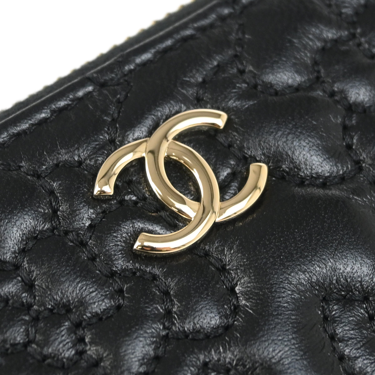 Chanel 2018-2019 Black Lambskin Camellia Long Wallet