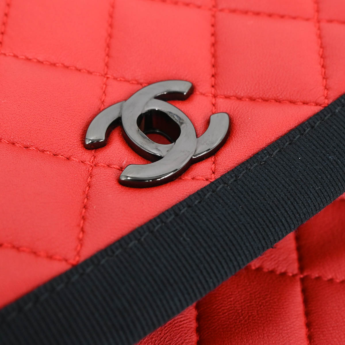 Chanel 2015-2016 Red Lambskin Canvas Shoulder Bag