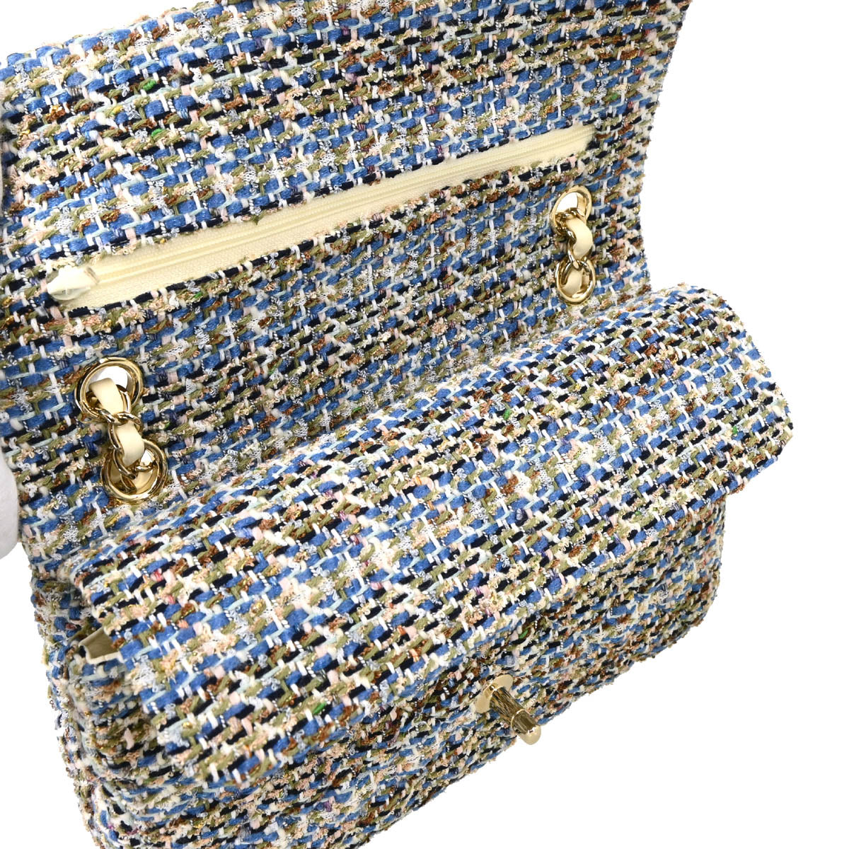 Chanel 2019 White Tweed Medium Classic Double Flap Shoulder Bag