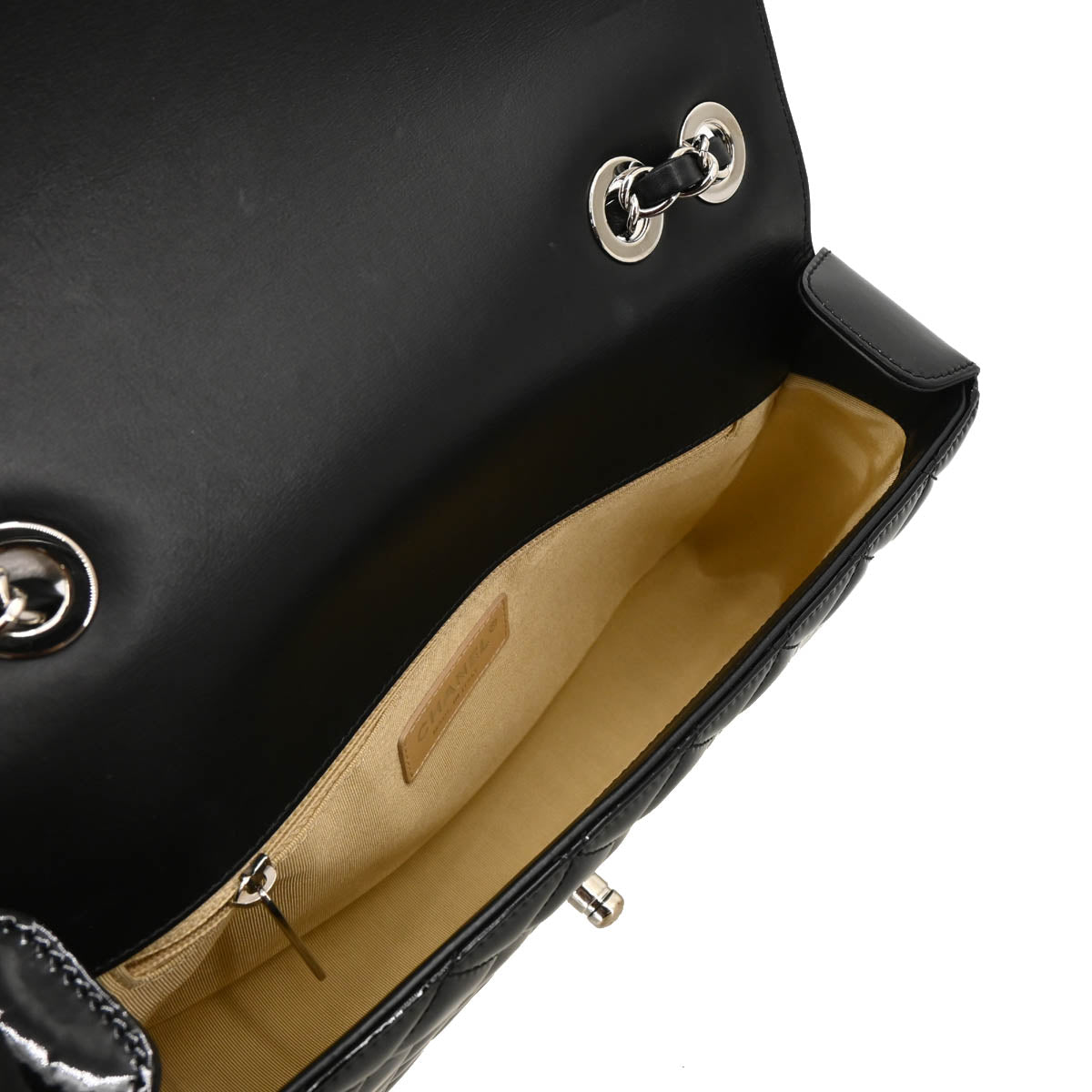 Chanel 2016-2017 Black Patent Leather Shoulder Bag