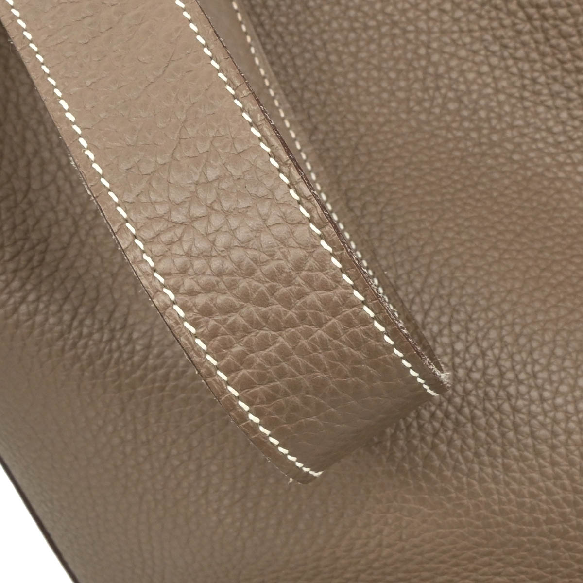 Hermes 2012 Etoupe Taurillon Clemence Picotin Lock 26 GM Handbag