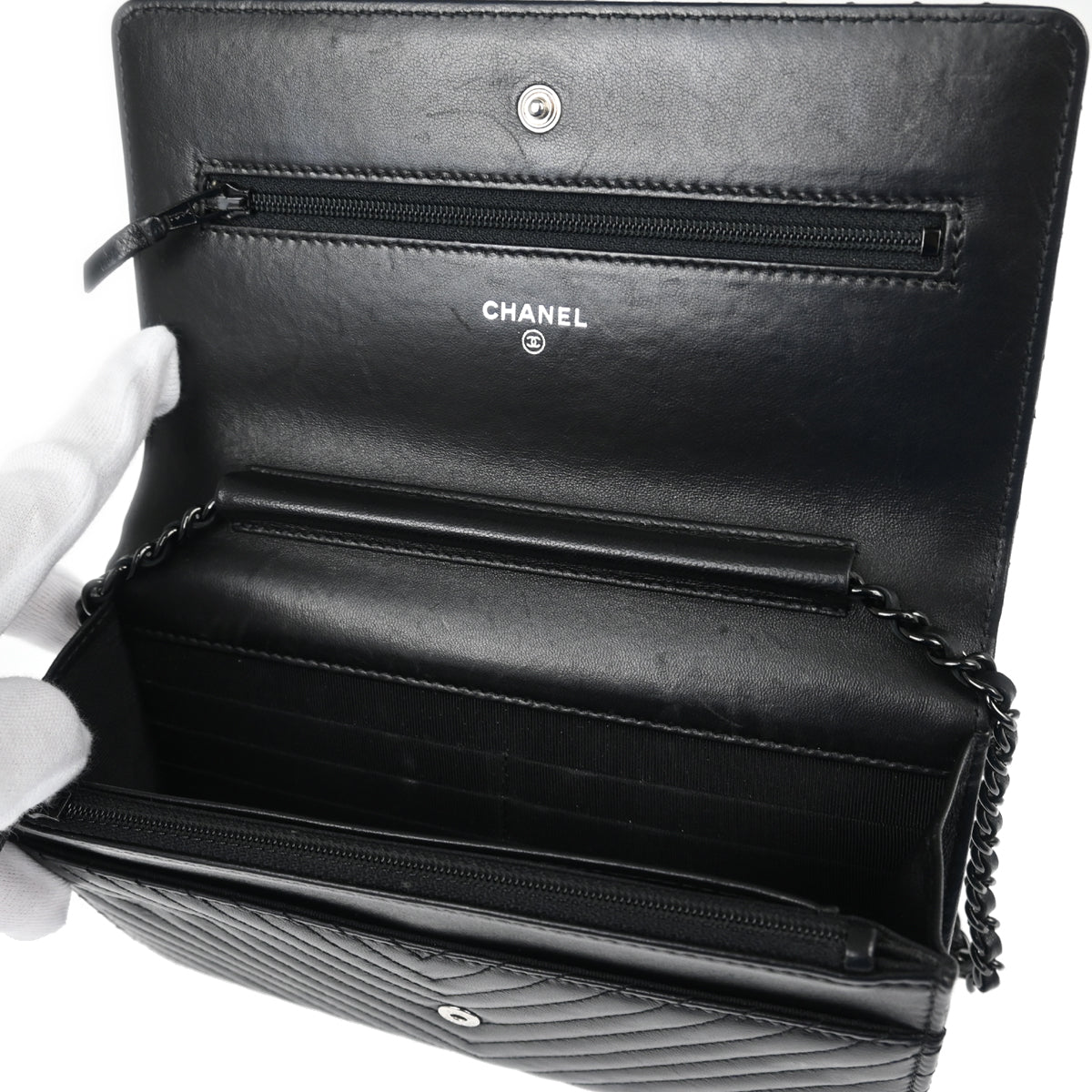 Chanel 2014-2015 Black Lambskin Chevron Classic WOC Shoulder Wallet Bag