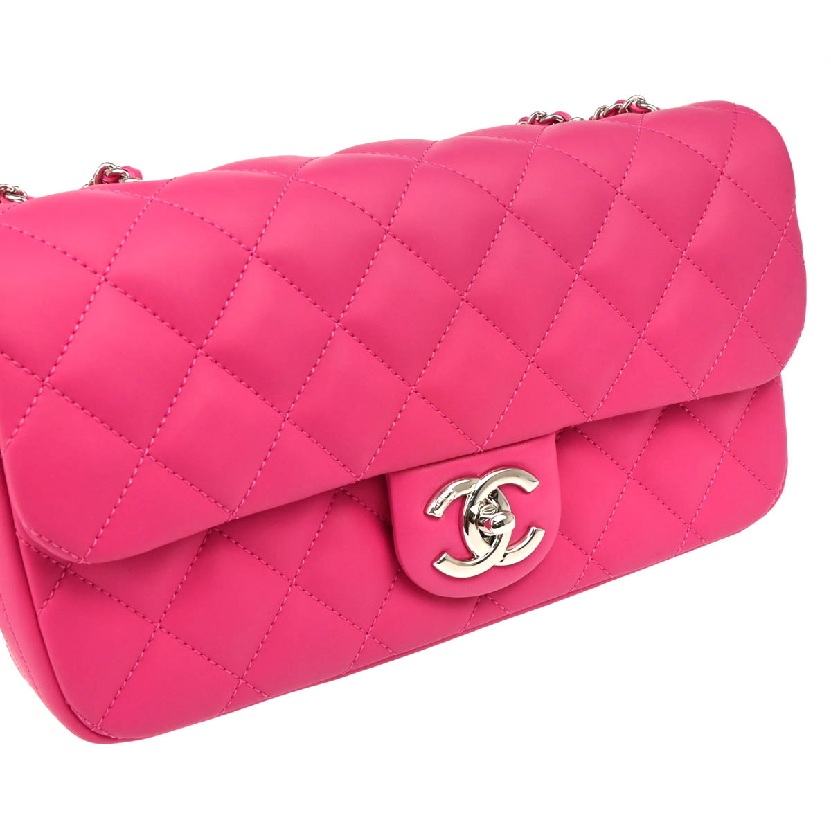 Chanel 2016-2017 Pink Lambskin Shoulder Bag