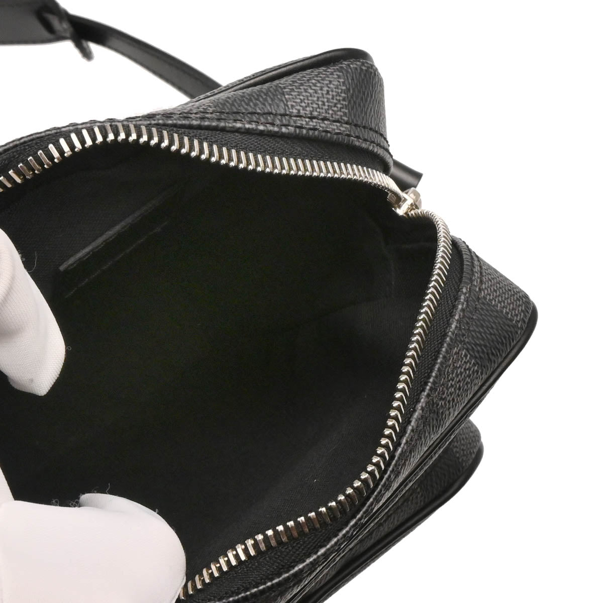 Louis Vuitton 2010 Damier Graphite Rem Shoulder Bag N41446