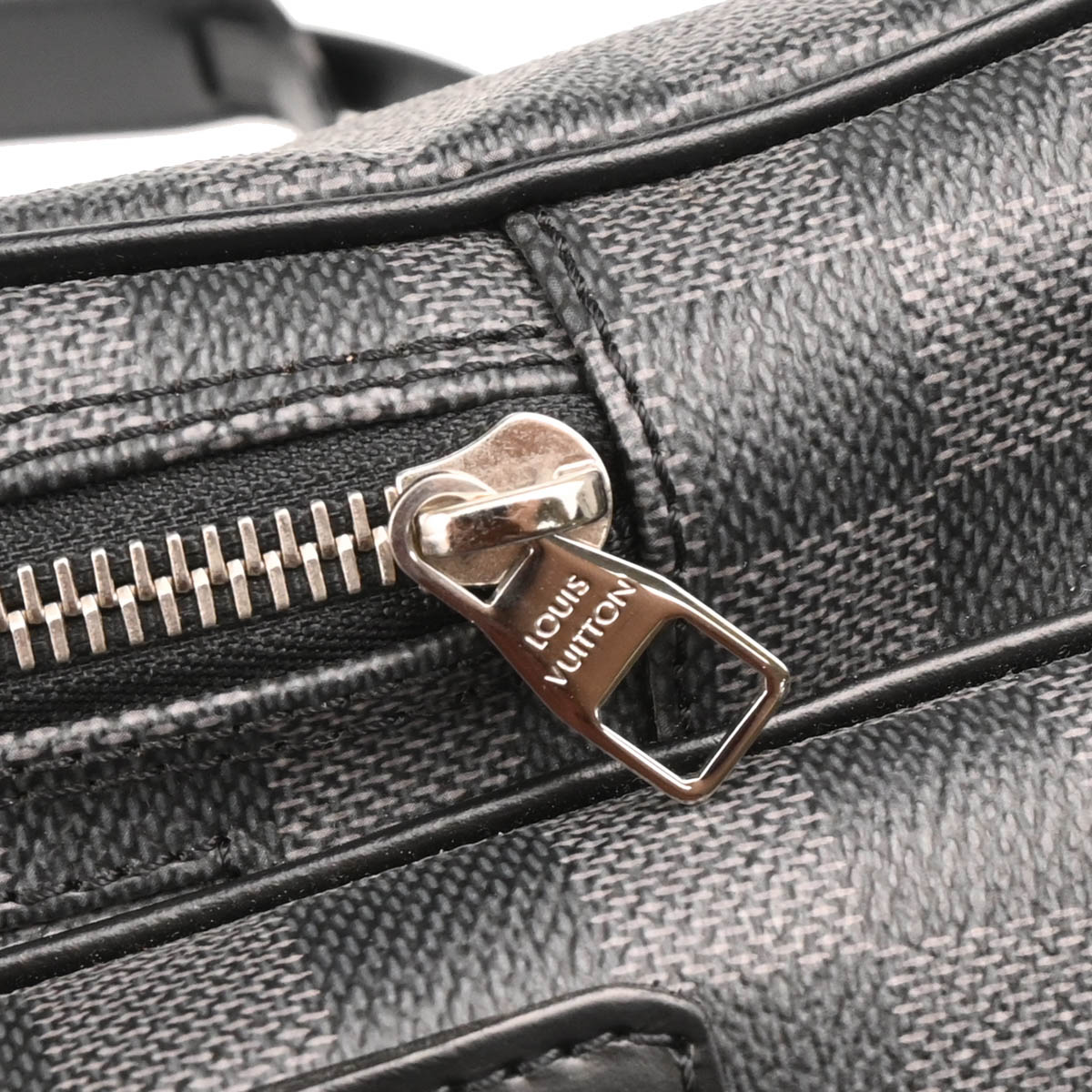 Louis Vuitton 2010 Damier Graphite Rem Shoulder Bag N41446