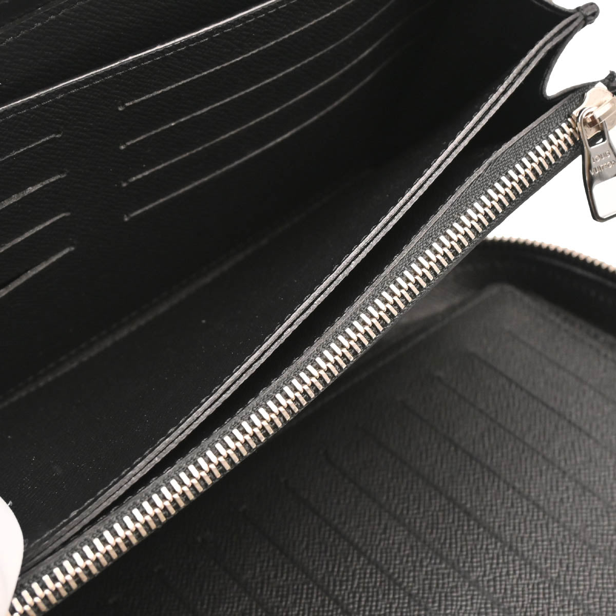 Louis Vuitton 2017 Black Epi Dandy Wallet M64000