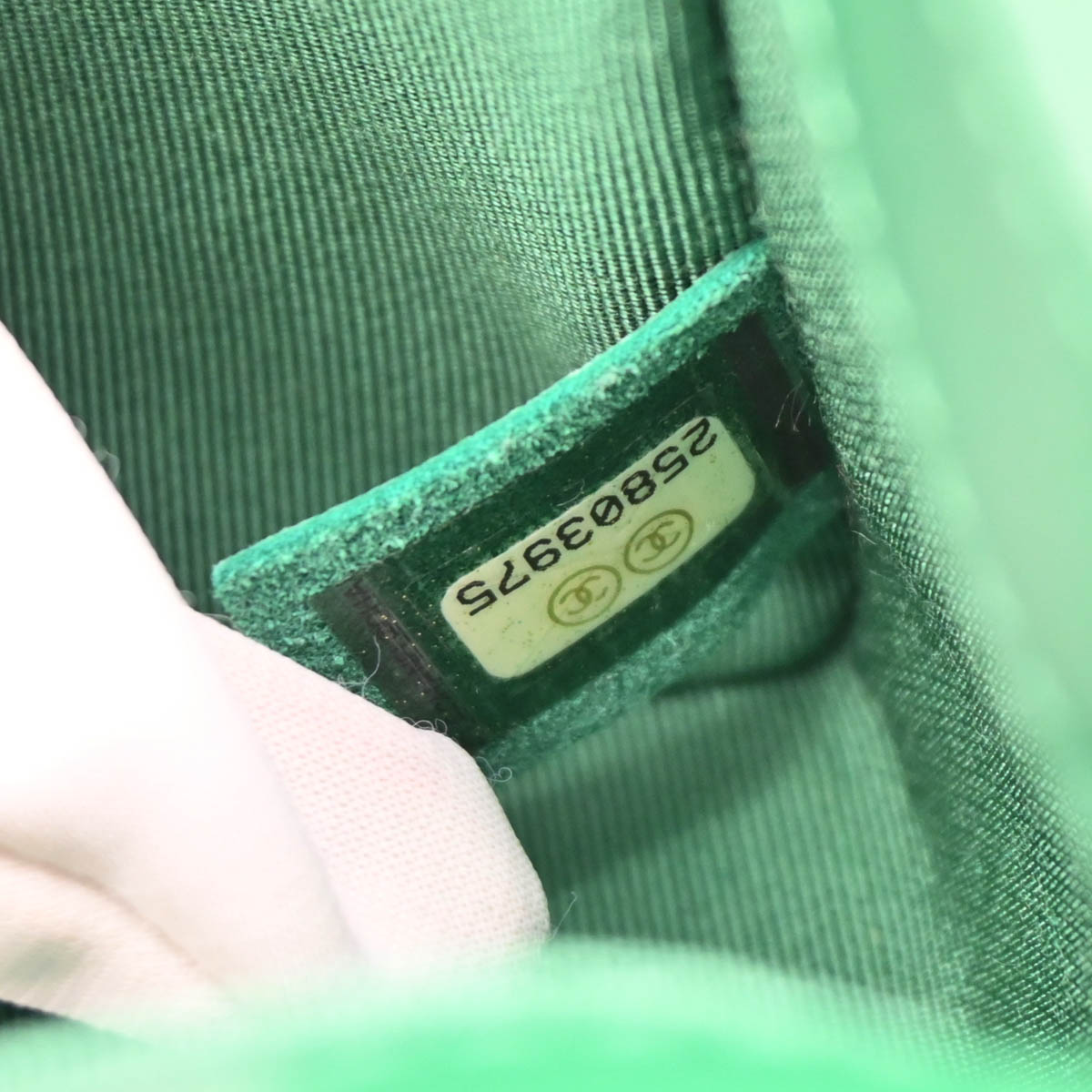 Boy Chanel 2018 Green Lambskin Chevron Small Chain Shoulder Bag