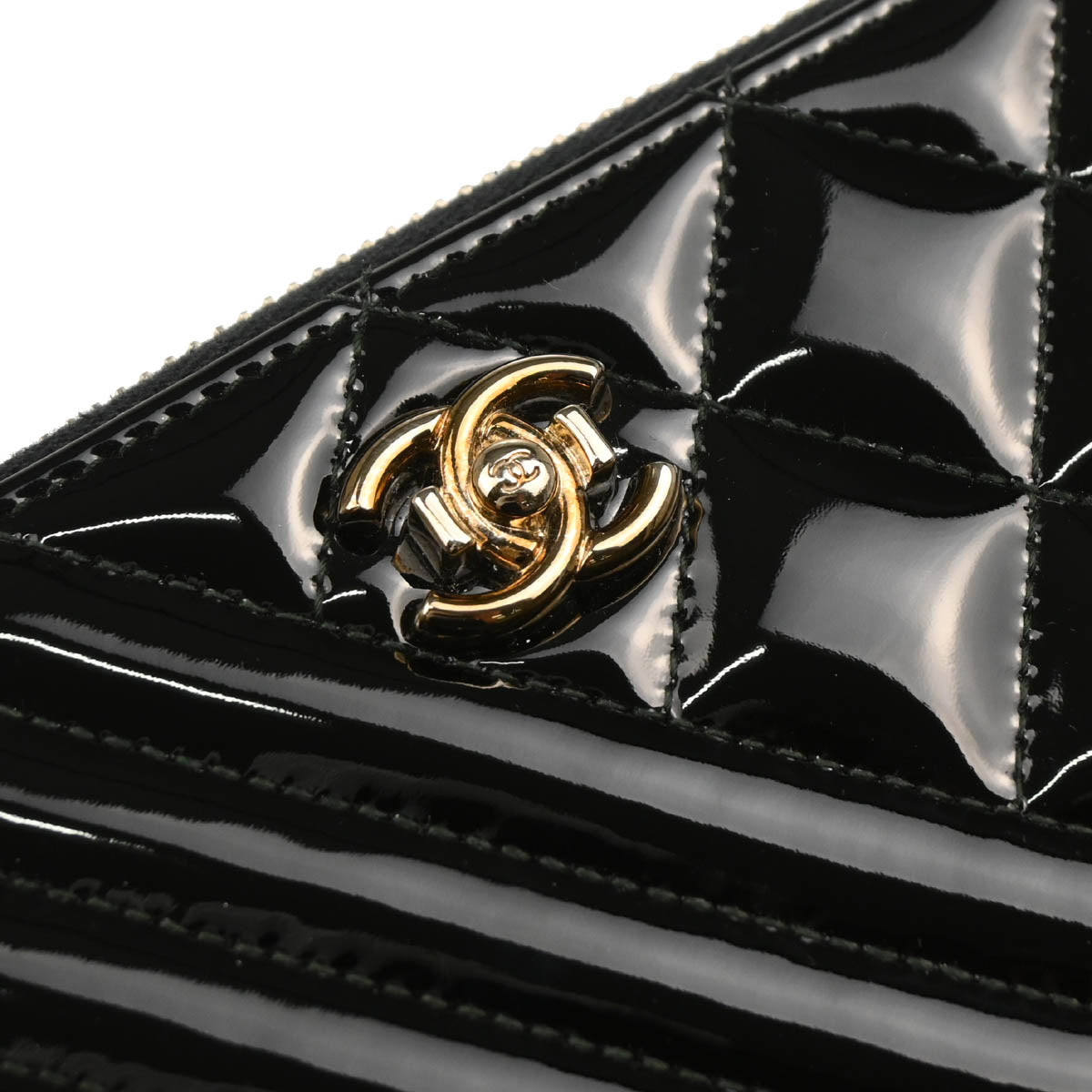 Chanel 2016-2017 Black Patent Leather Coco Boy Zip Around Wallet
