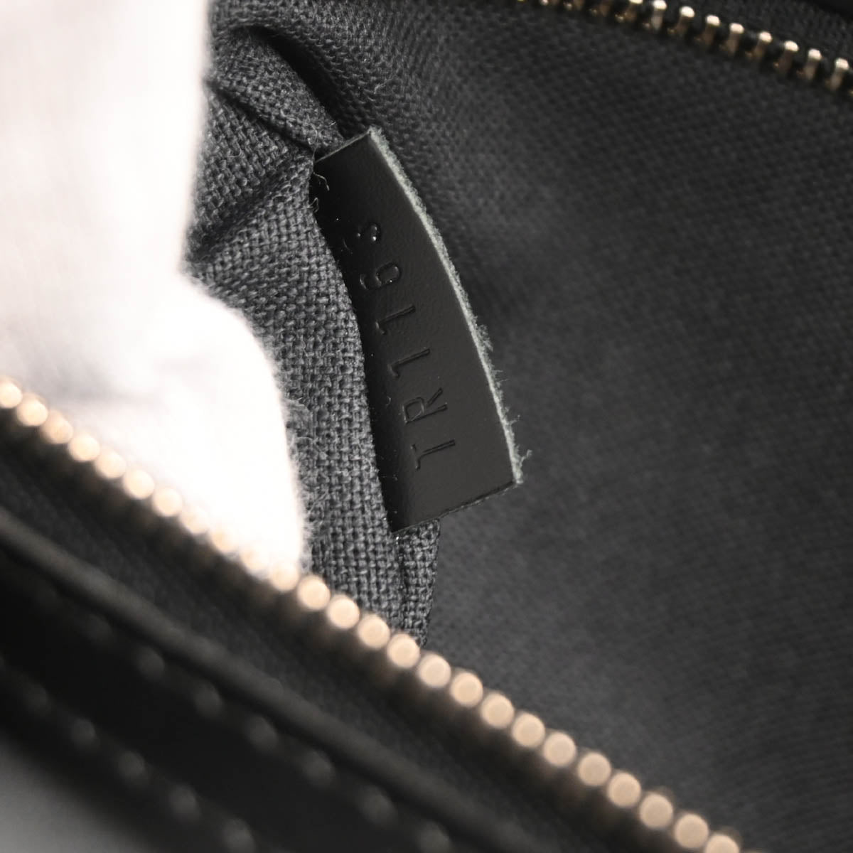 Louis Vuitton 2013 Damier Graphite Porte Document Voyage GM N41123