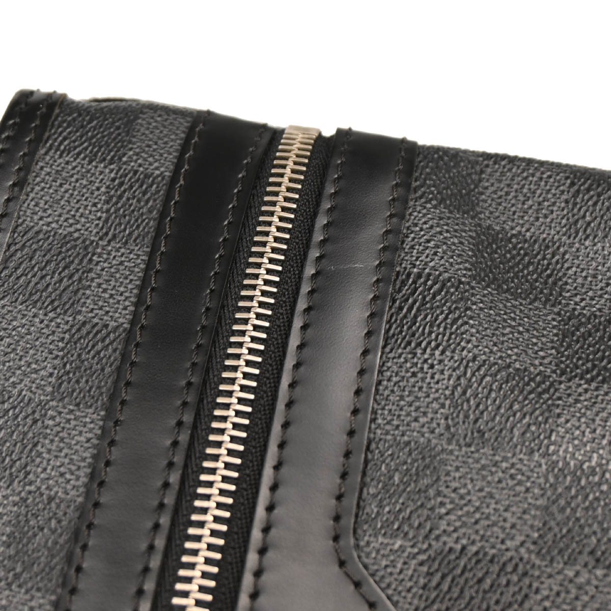 Louis Vuitton 2010 Damier Graphite Thomas Crossbody Bag N58028