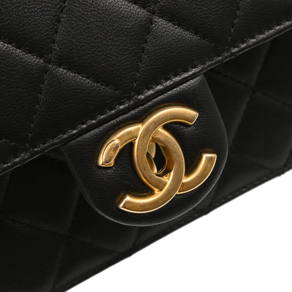 Chanel 2019 Black Lambskin Costume Pearl Single Flap Shoulder Bag