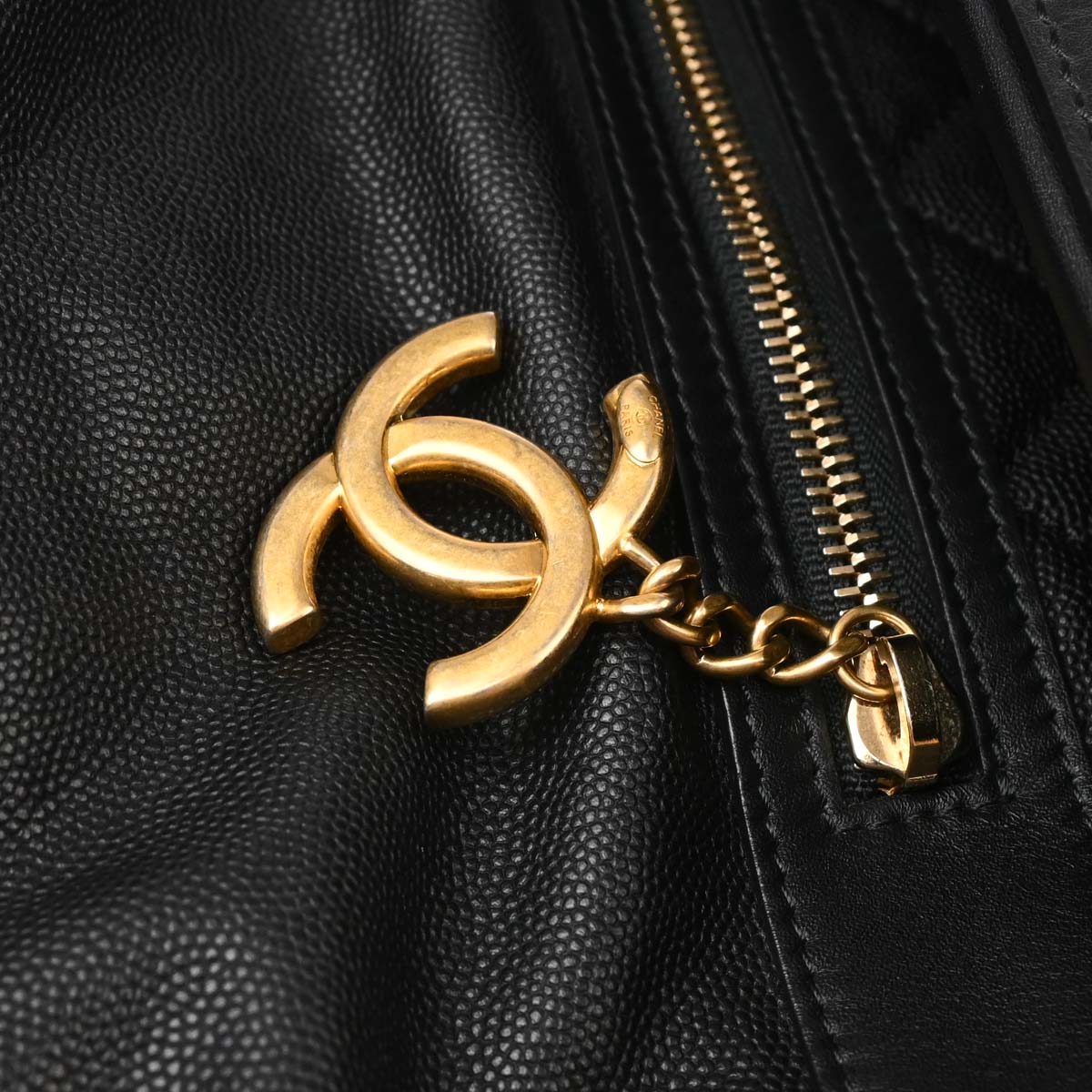 Chanel 2018-2019 Black Caviar 2way Shoulder Handbag