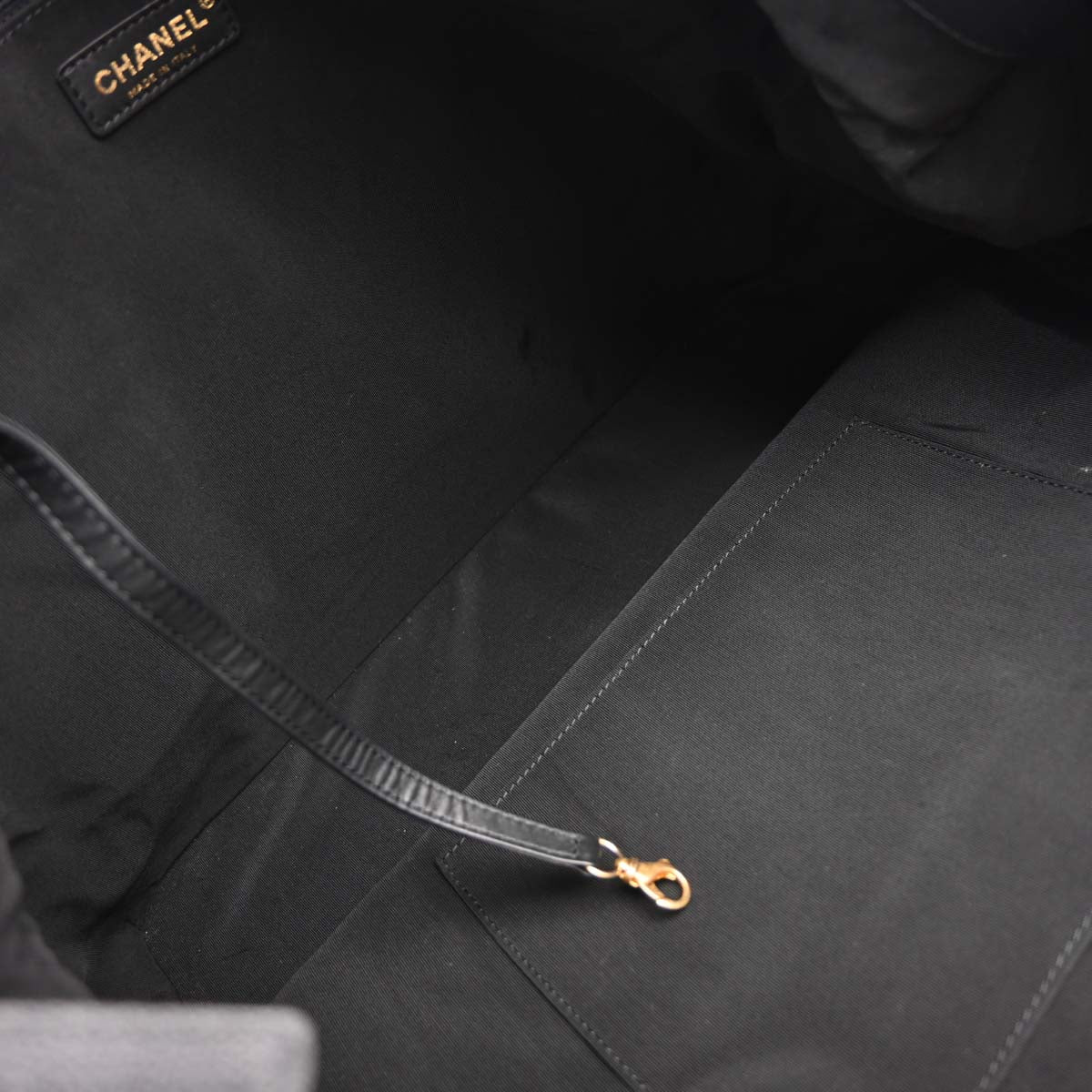 Chanel 2018-2019 Black Caviar 2way Shoulder Handbag