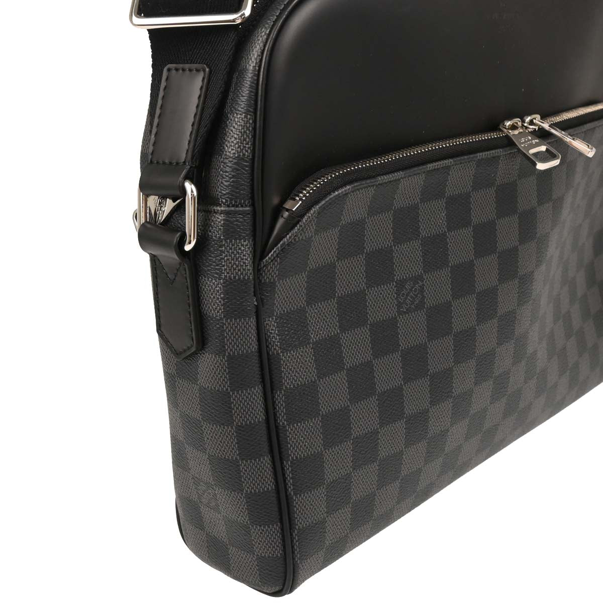 Louis Vuitton 2017 Damier Graphite Dayton MM Crossbody Bag N41409