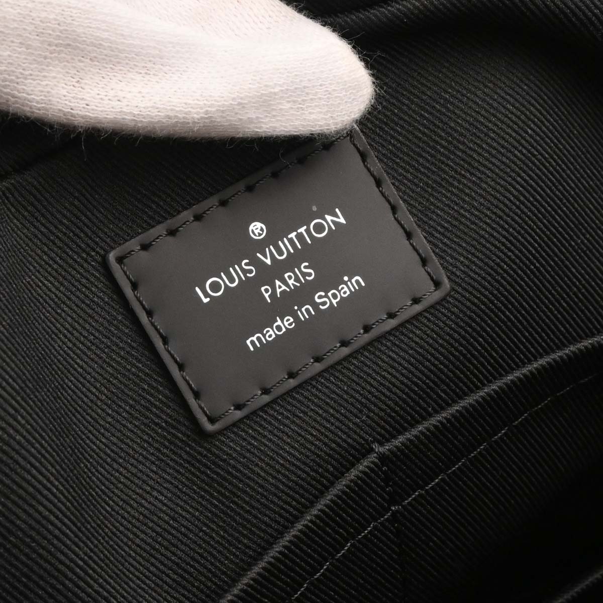 Louis Vuitton 2017 Damier Graphite Dayton MM Crossbody Bag N41409