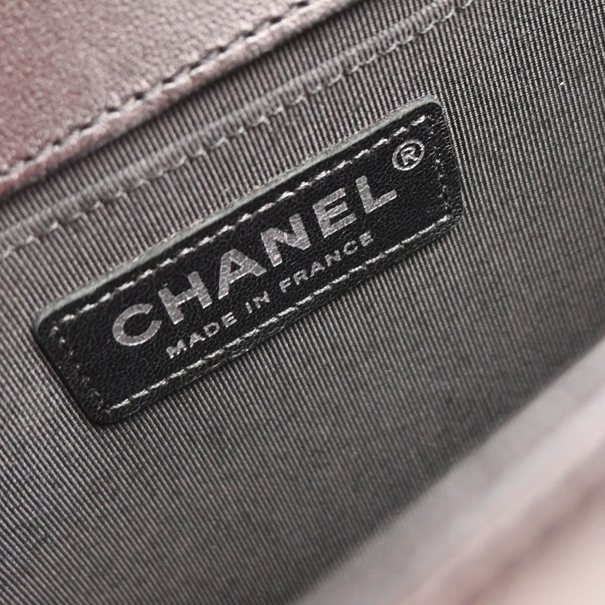 Boy Chanel 2017-2018 Black Calfskin Chevron Medium Shoulder Bag