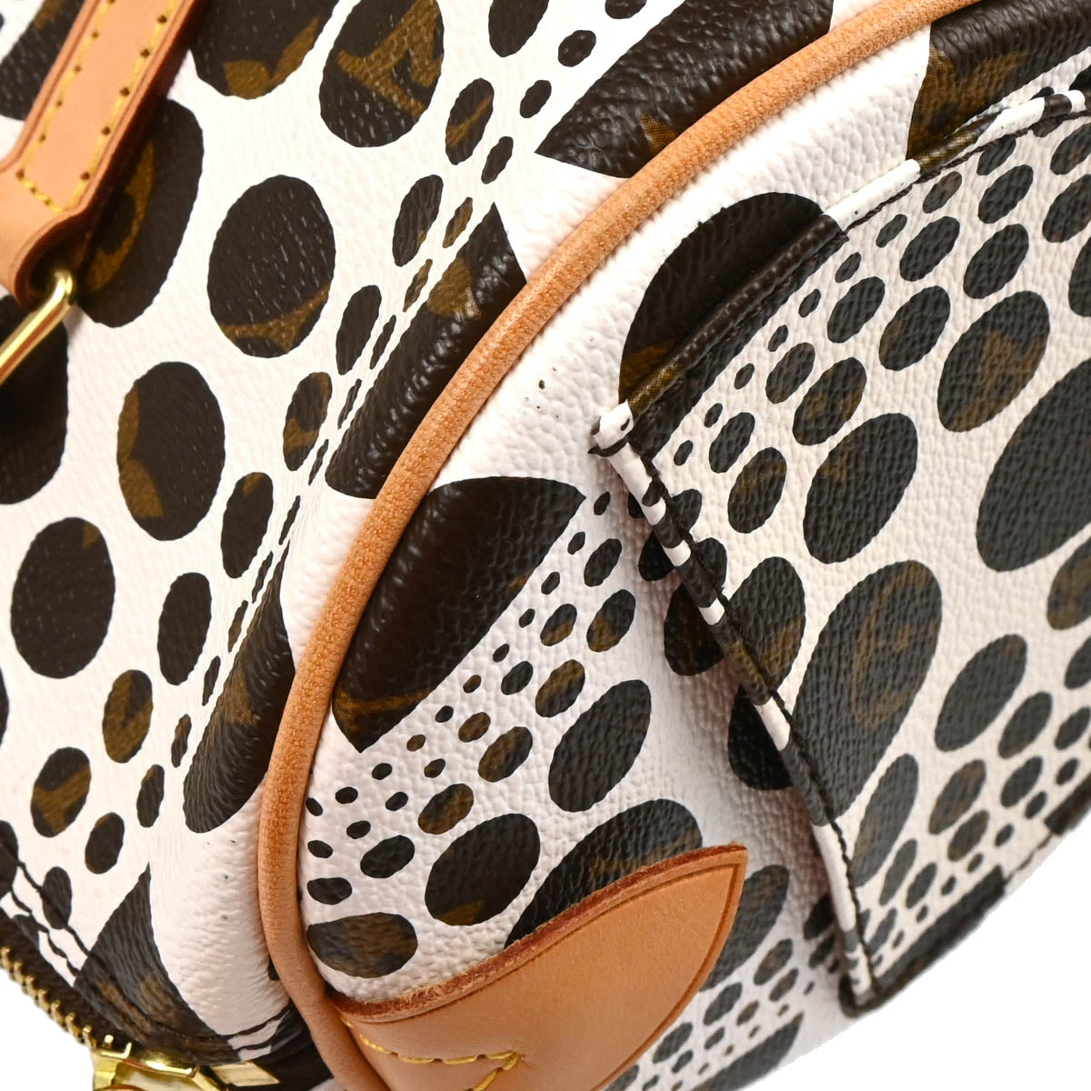 Louis Vuitton 2012 White Pumpkin Dot Papillon 30 Handbag M40687