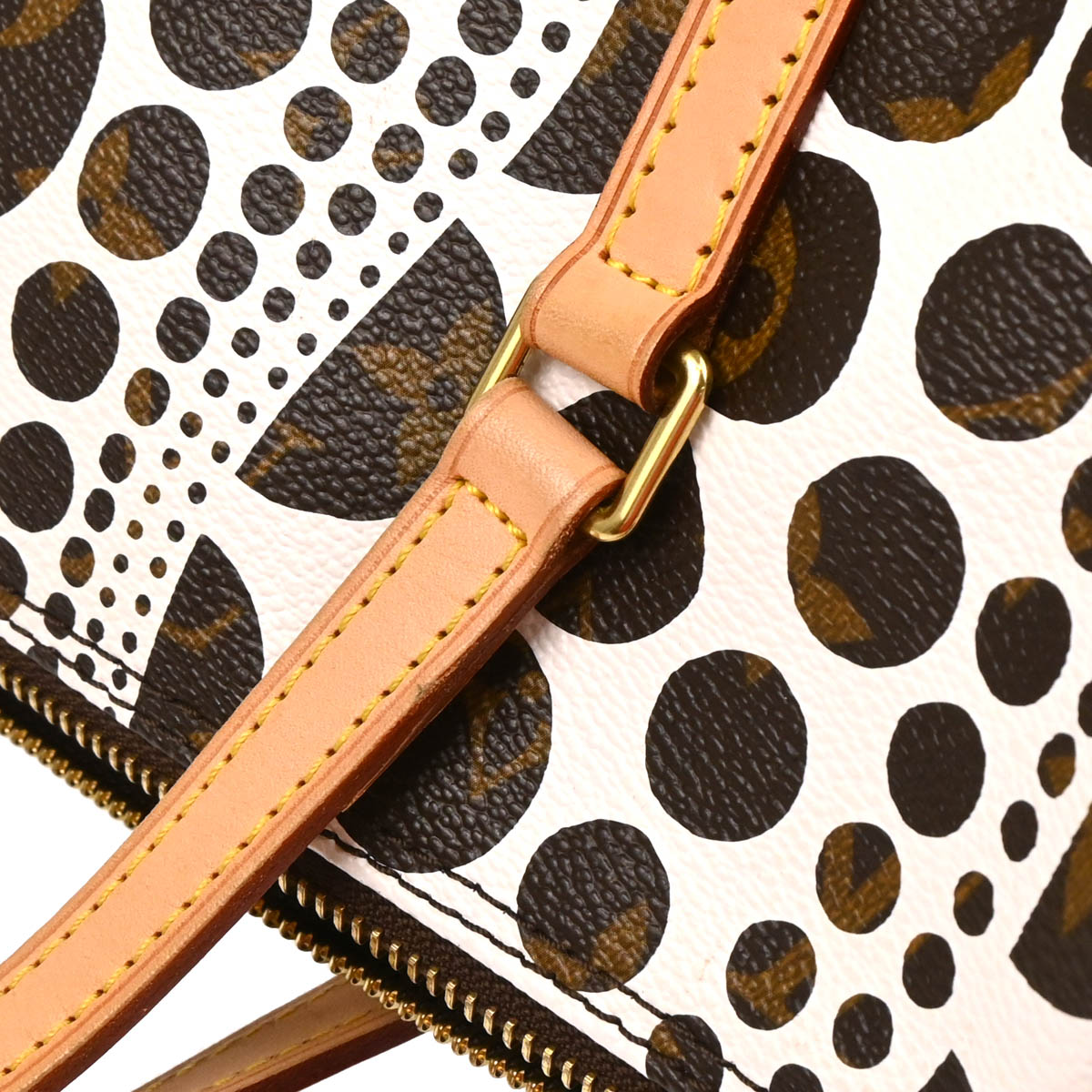Louis Vuitton 2012 White Pumpkin Dot Papillon 30 Handbag M40687