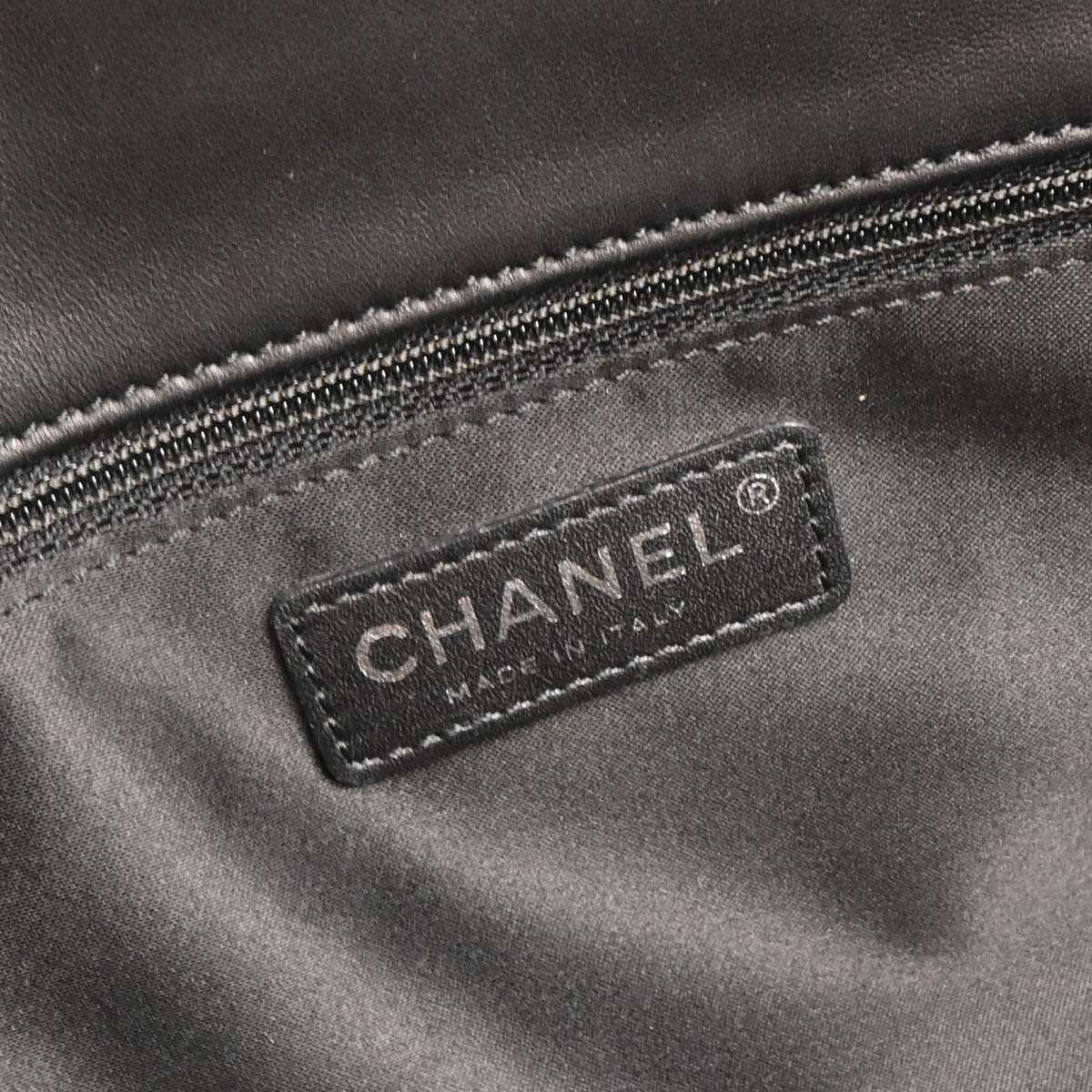 Chanel 2010-2011 Black Calfskin Ultra Stitch Shoulder Bag