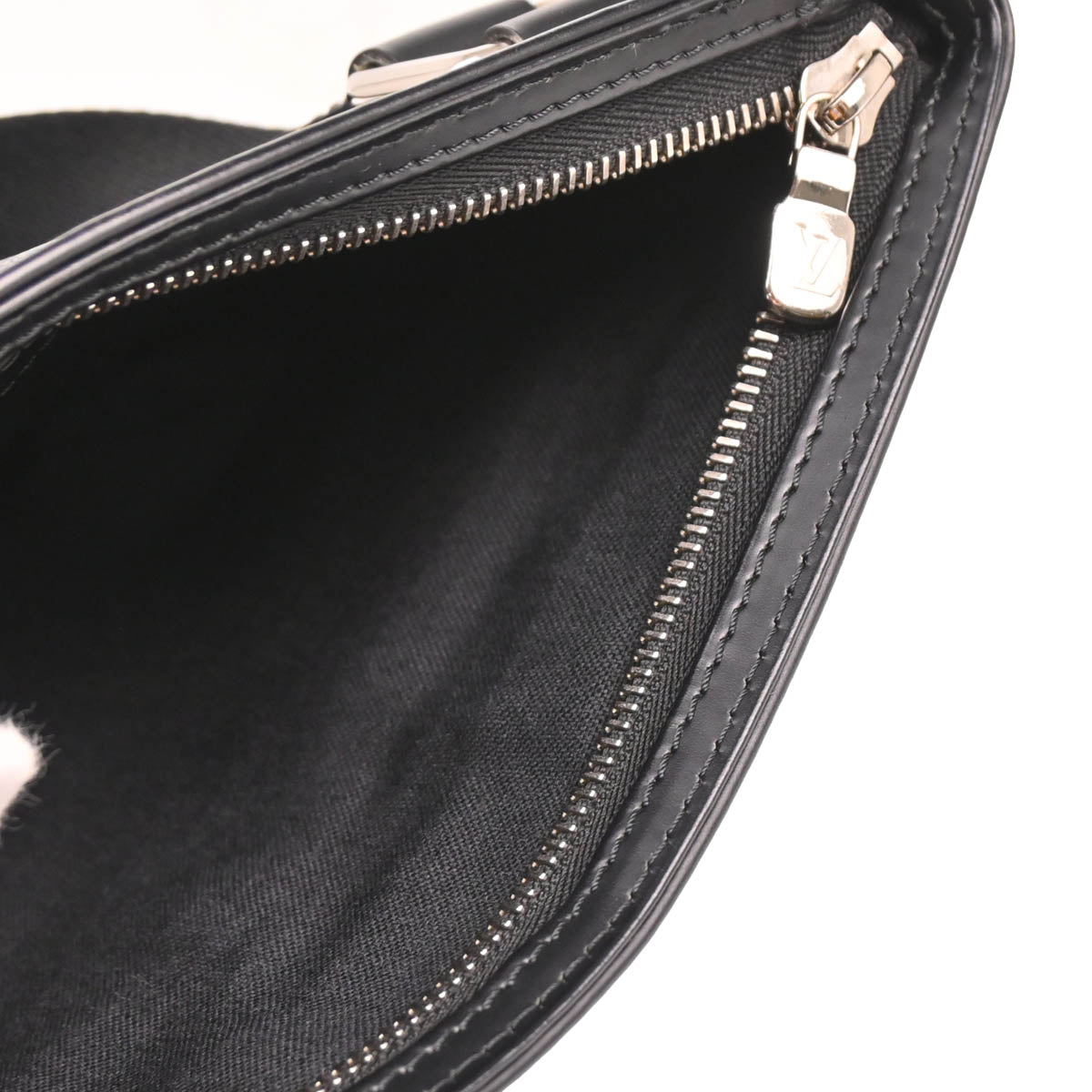 Louis Vuitton 2011 Damier Graphite Thomas Crossbody Bag N58028