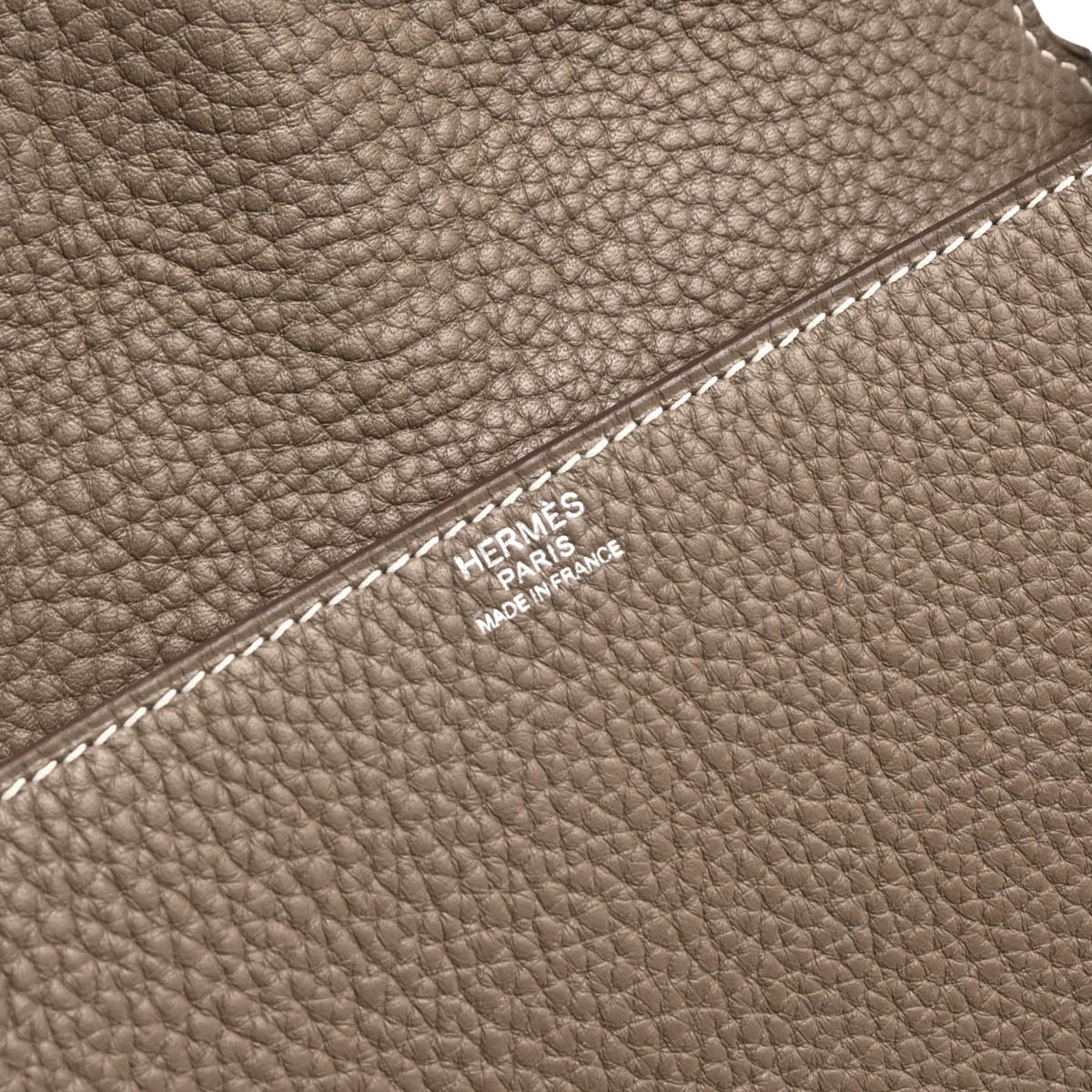 Hermes 2011 Etoupe Taurillon Clemence Pochette Steve Shoulder Bag