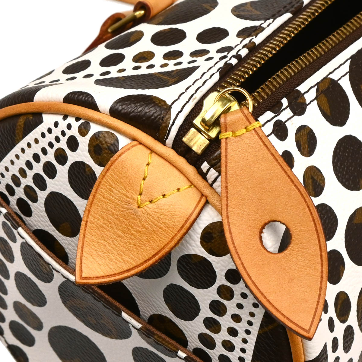 Louis Vuitton 2012 White Pumpkin Dot Papillon 30 Handbag M40687