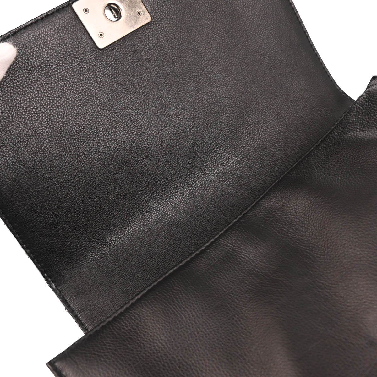 Boy Reverso Chanel 2013-2014 Black Calfskin New Medium Shoulder Bag