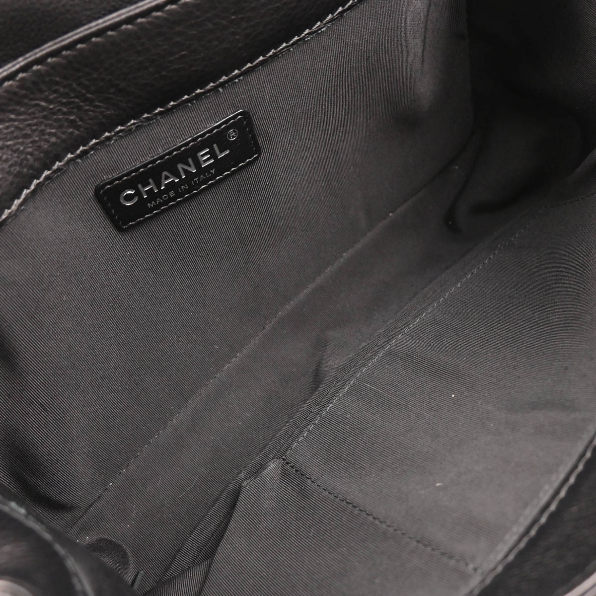 Boy Reverso Chanel 2013-2014 Black Calfskin New Medium Shoulder Bag