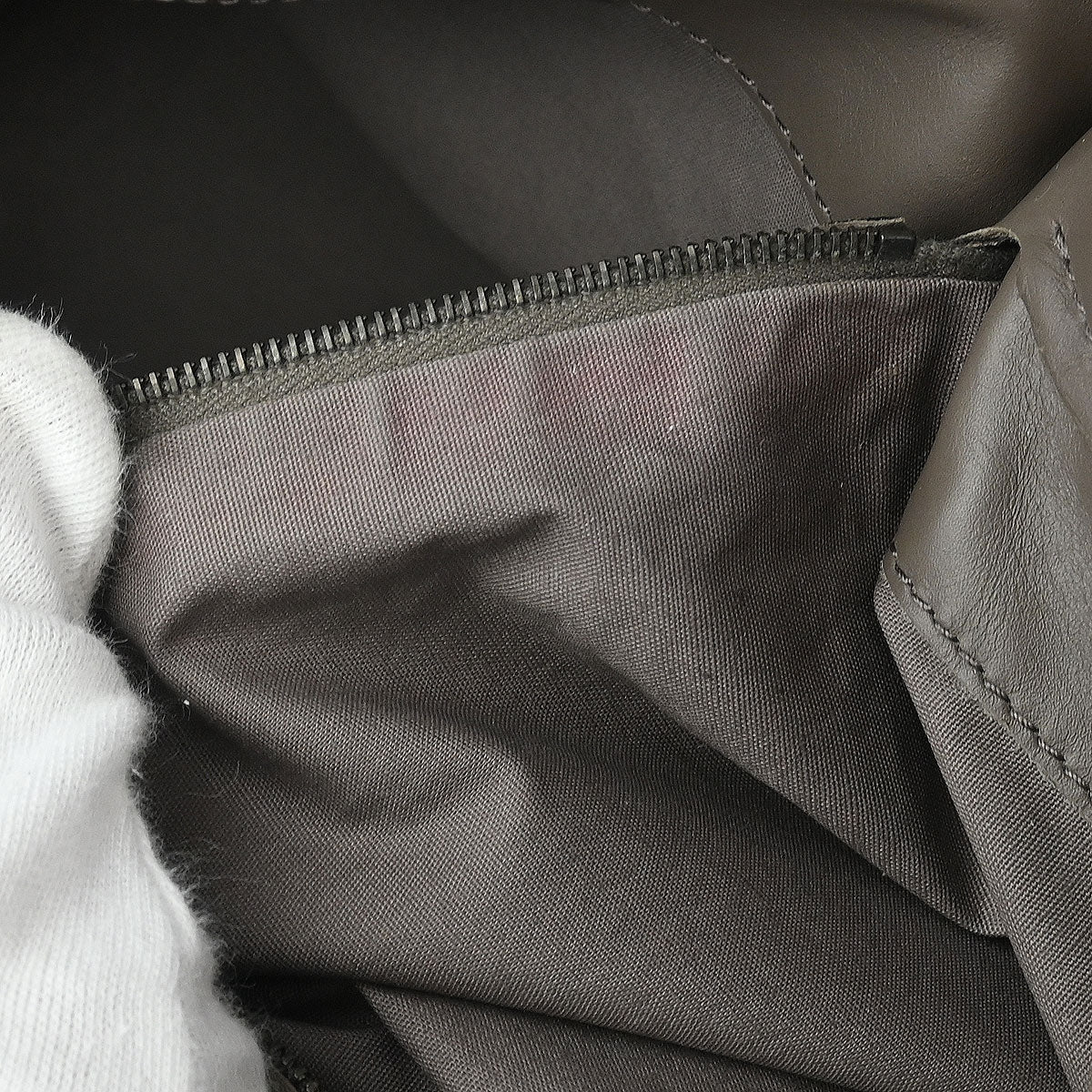 Bottega Veneta Gray Intrecciato Messenger Bag