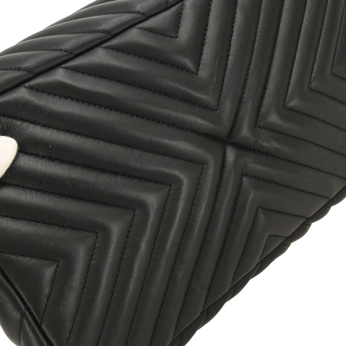 Chanel 2016-2017 Black Lambskin Chevron Drawstring Shoulder Bag