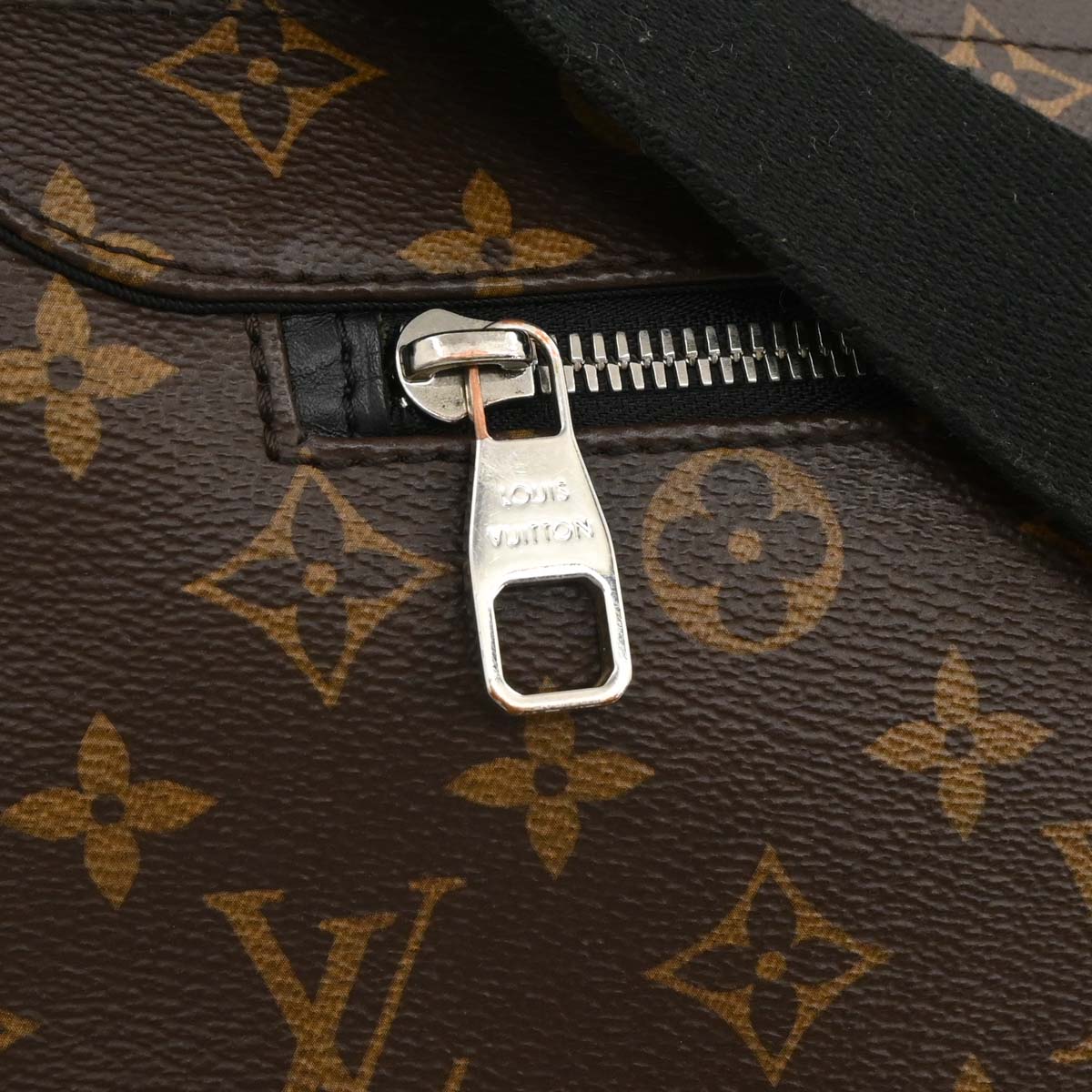 Louis Vuitton 2015 Monogram Macassar Christopher Shoulder Bag M41643