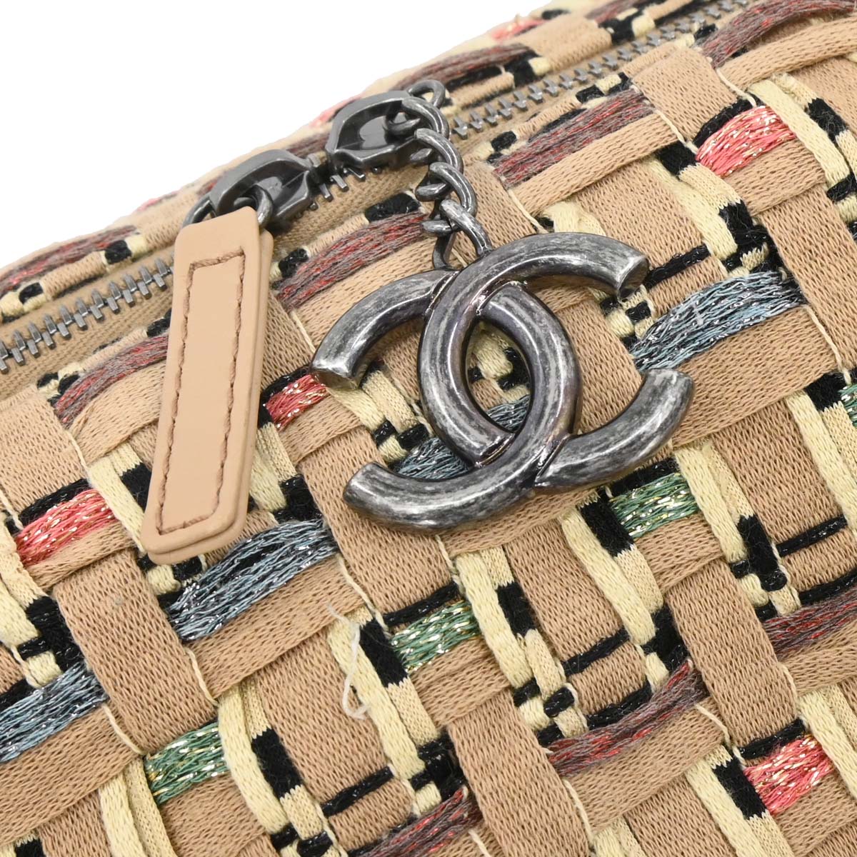 Chanel 2017 Beige Fabric Hobo Shoulder Bag