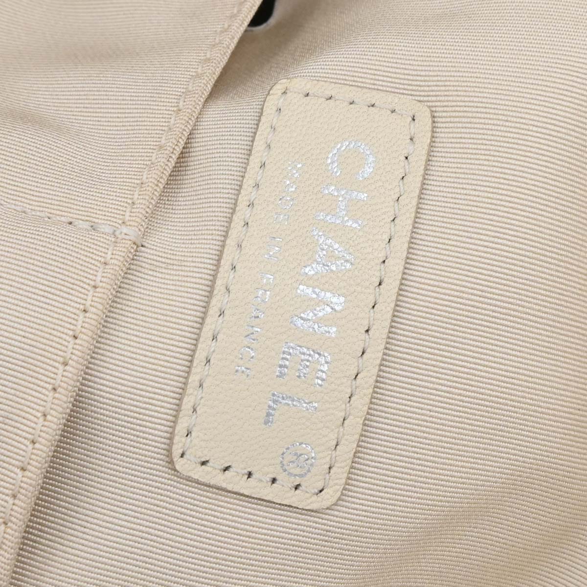 Chanel 2017 Beige Fabric Hobo Shoulder Bag