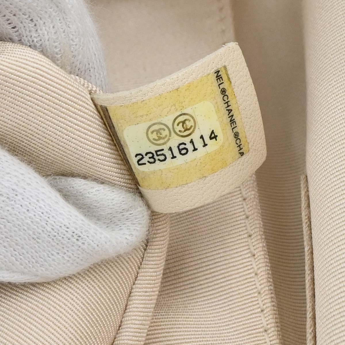 Chanel 2017 Beige Fabric Hobo Shoulder Bag