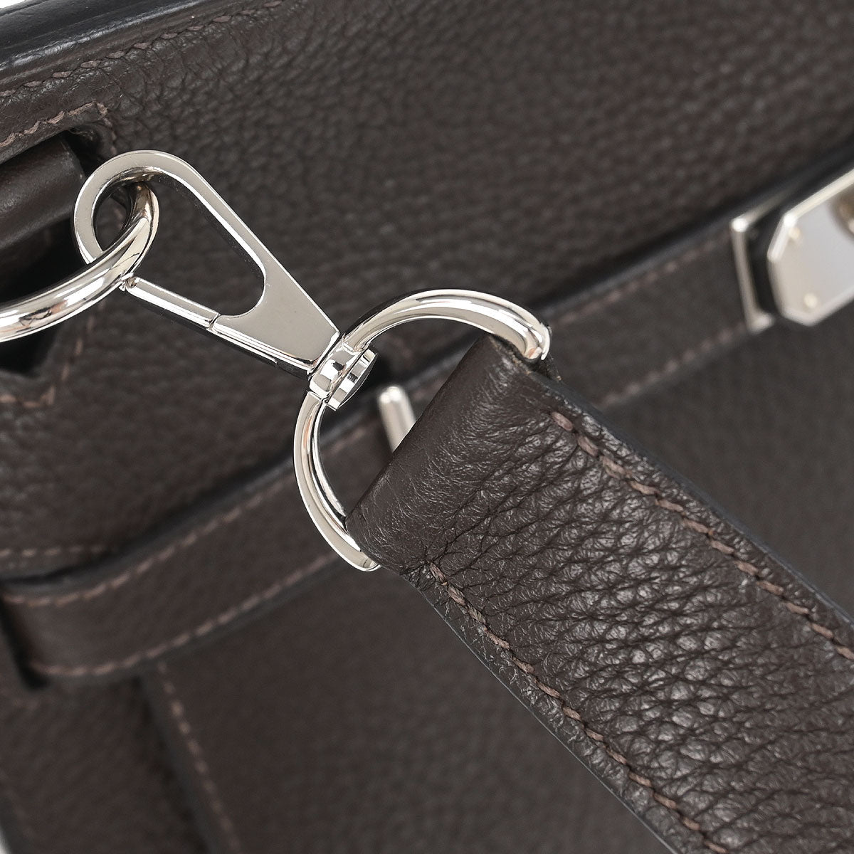 Hermes 2010 Chocolat Taurillon Clemence Jypsiere 28 Shoulder Bag
